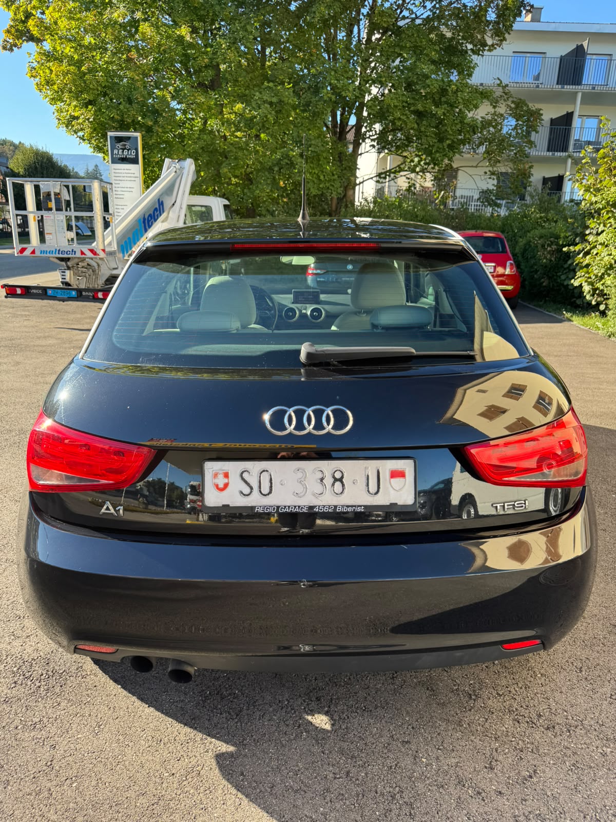 AUDI A1 1.4 TFSI Ambition S-tronic-image-4