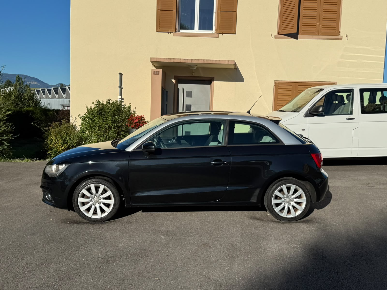AUDI A1 1.4 TFSI Ambition S-tronic-image-1