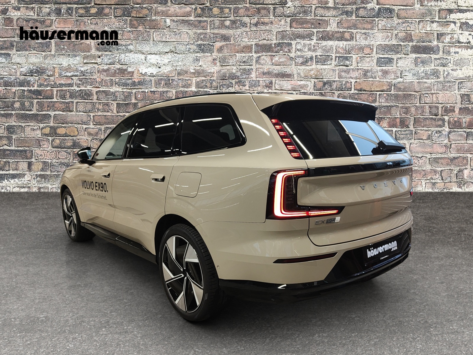 VOLVO EX90 Twin Performance Ultra AWD-image-2