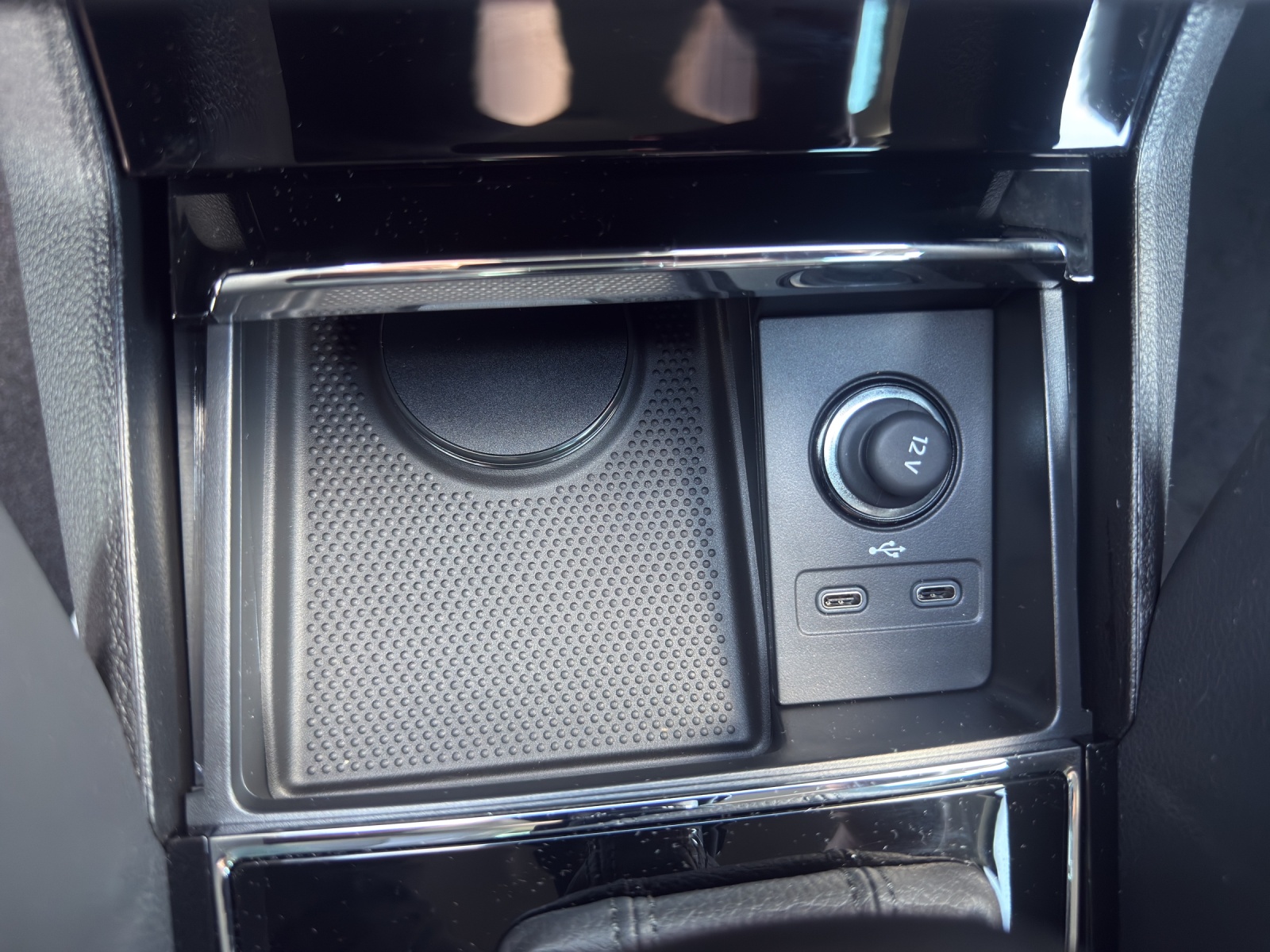 SKODA Karoq 2.0 TDI CR Dynamic 4x4 DSG-image-23
