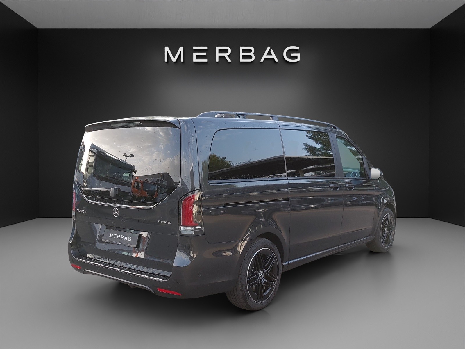 MERCEDES-BENZ V 300 d lang 4Matic Swiss Edition 9G-Tronic-image-1