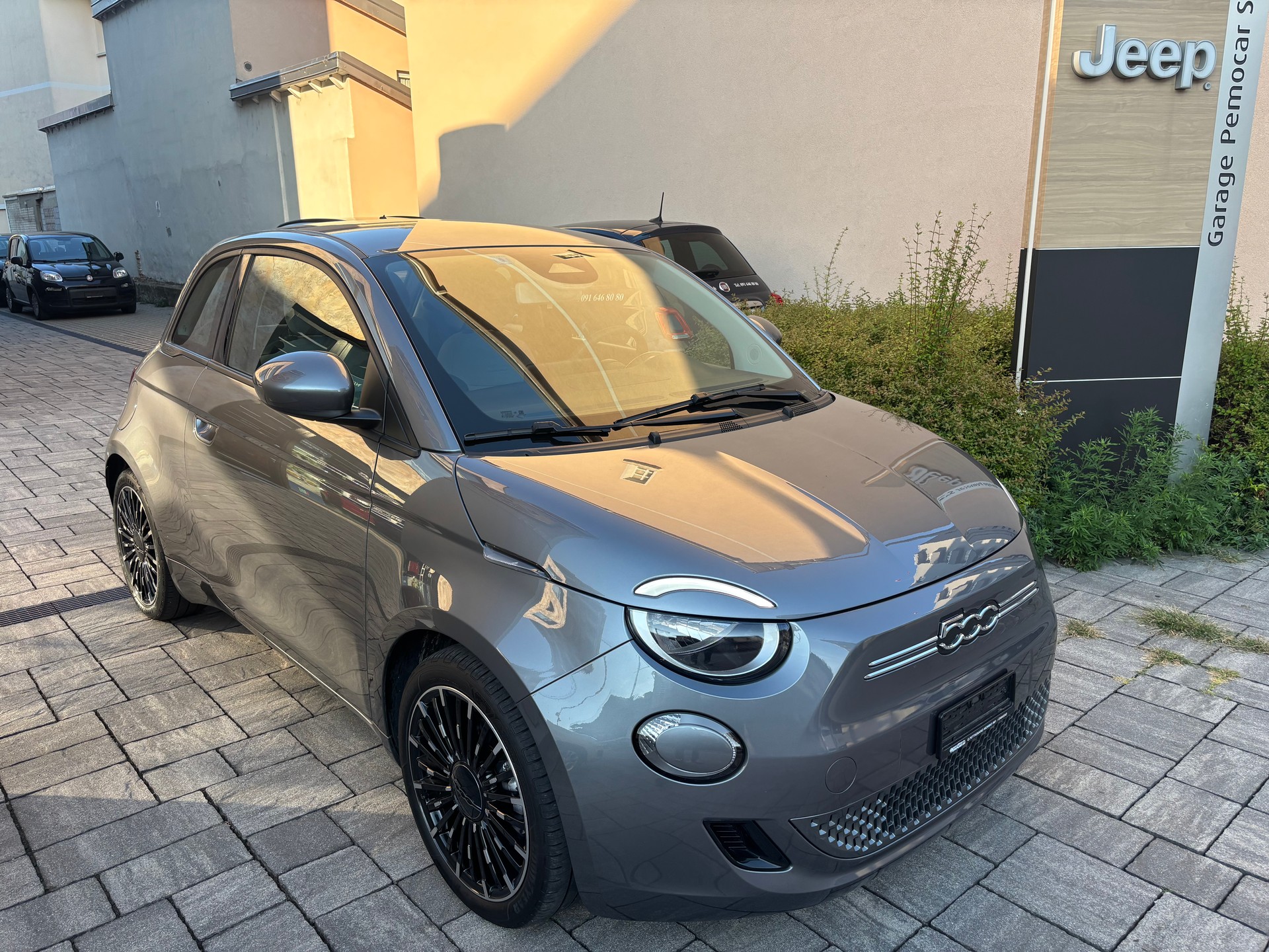 FIAT 500 electric 87 kW Icon-image-0