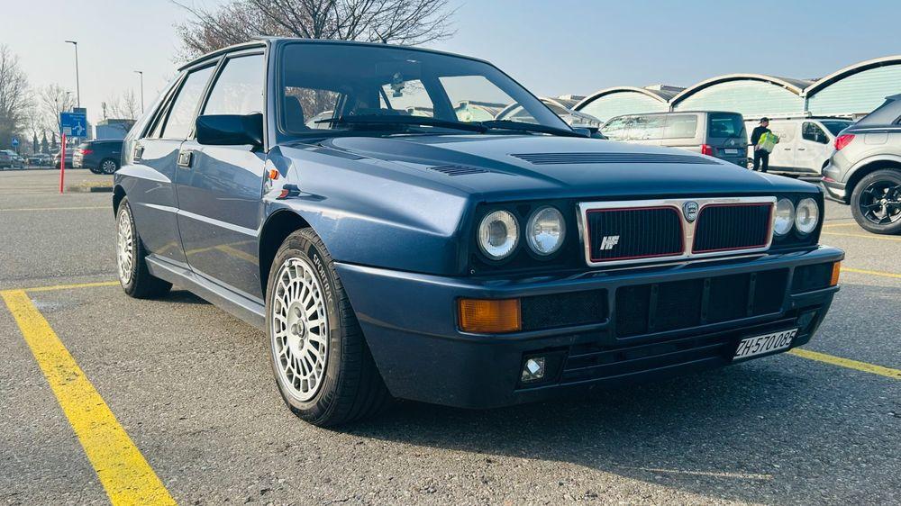 LANCIA Lancia Delta HF Integrale – Blu Madras | Ikone des Rallyesports-image-4