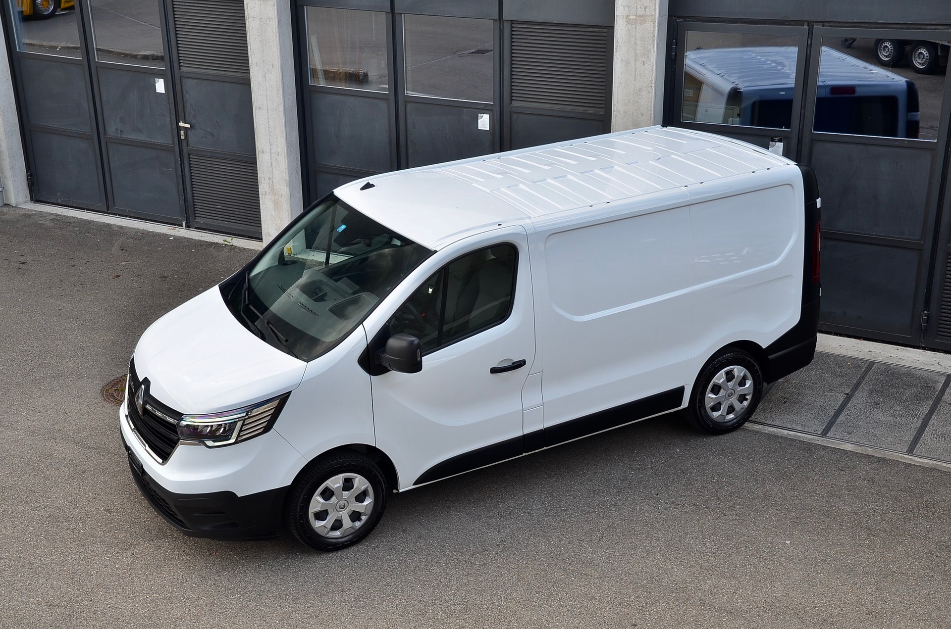 RENAULT Trafic Kaw. 2.8 t L1 H1 2.0 dCi Blue 110 Advance-image-8