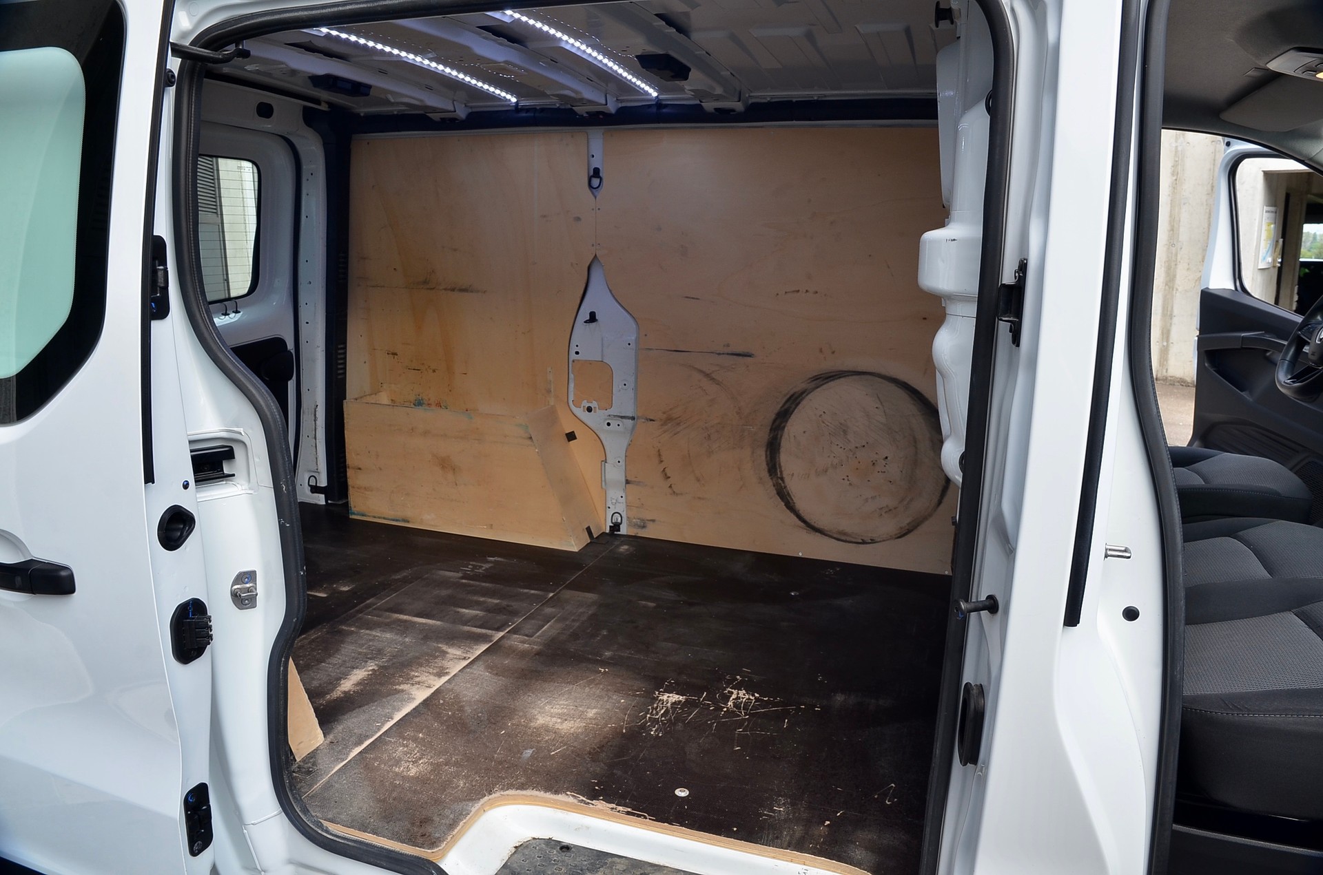 RENAULT Trafic Kaw. 2.8 t L1 H1 2.0 dCi Blue 110 Advance-image-16