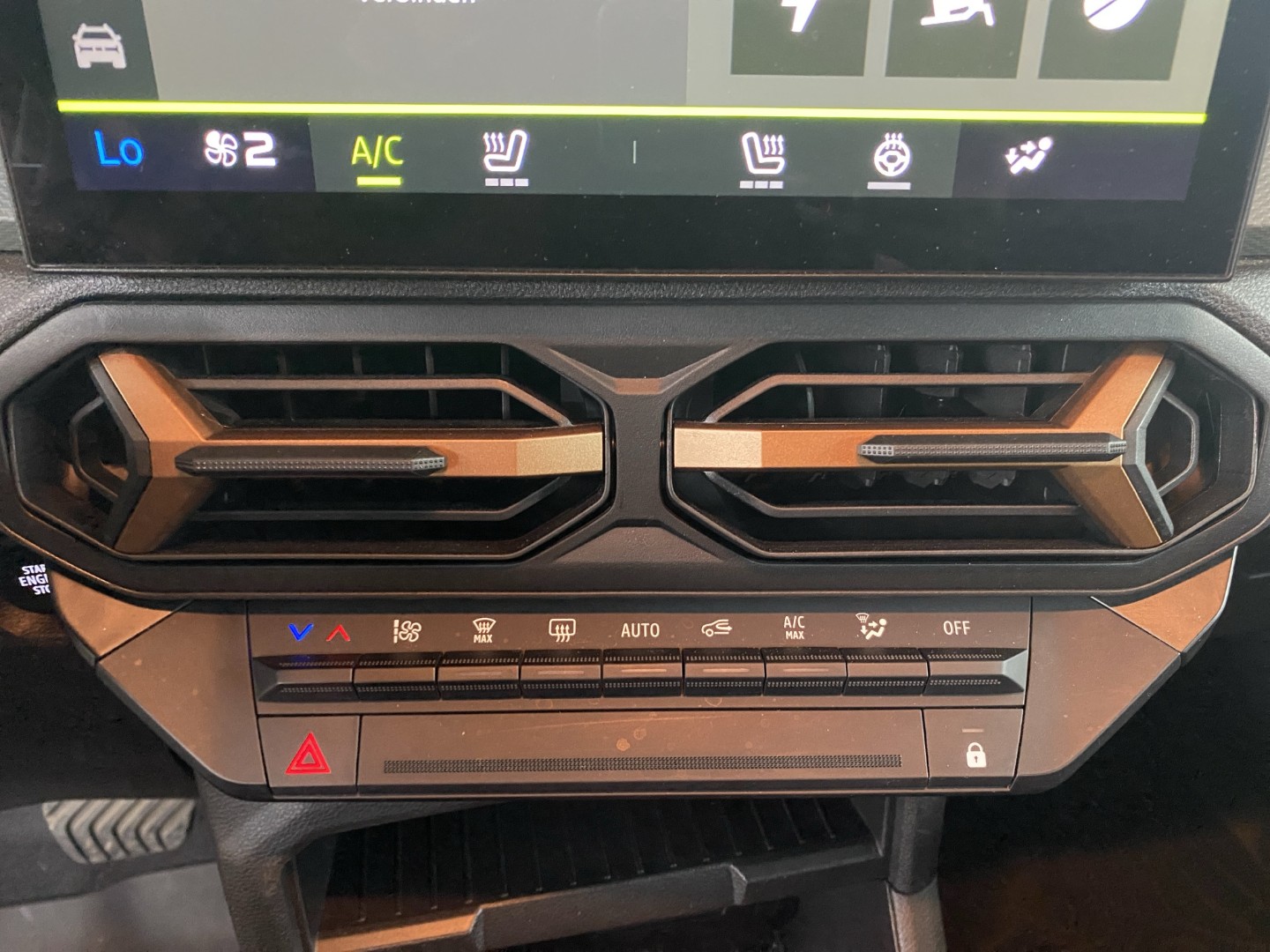 DACIA Duster HEV 140 Extreme-image-18