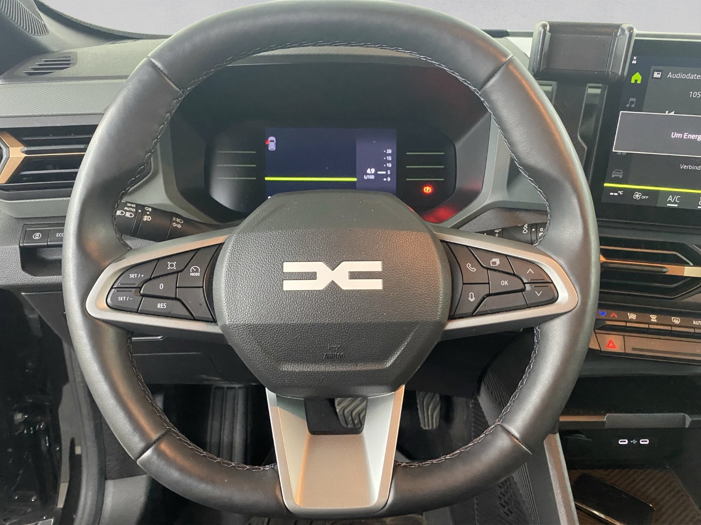 DACIA Duster HEV 140 Extreme-image-12