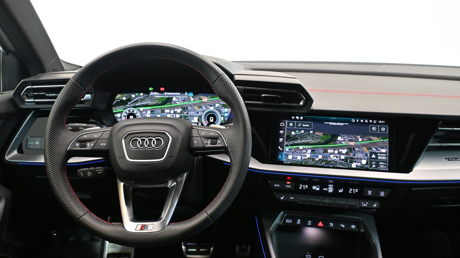 AUDI S3 Sportback TFSI quattro S-tronic-image-4