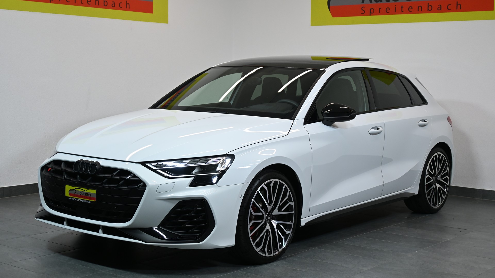 AUDI S3 Sportback TFSI quattro S-tronic-image-1