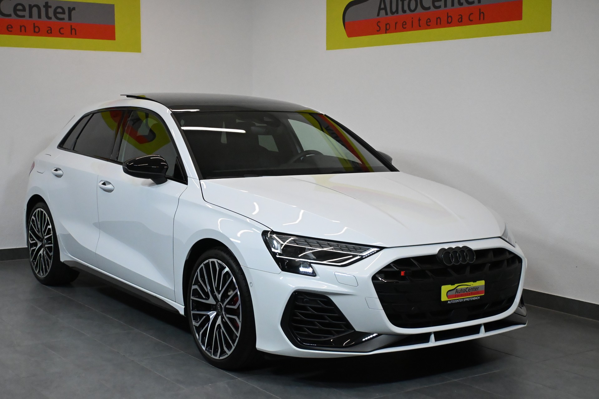 AUDI S3 Sportback TFSI quattro S-tronic-image-0
