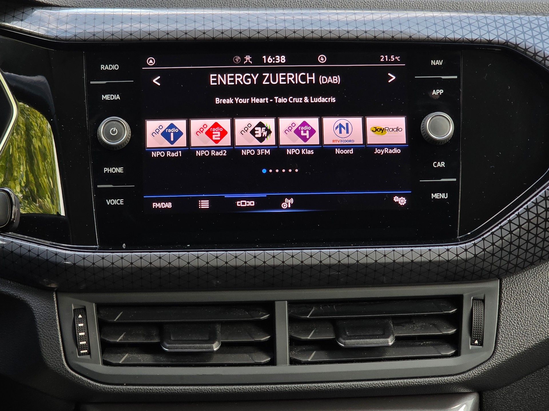 VW T-Cross 1.5 TSI EVO ACT Style DSG * Top Zustand *-image-16