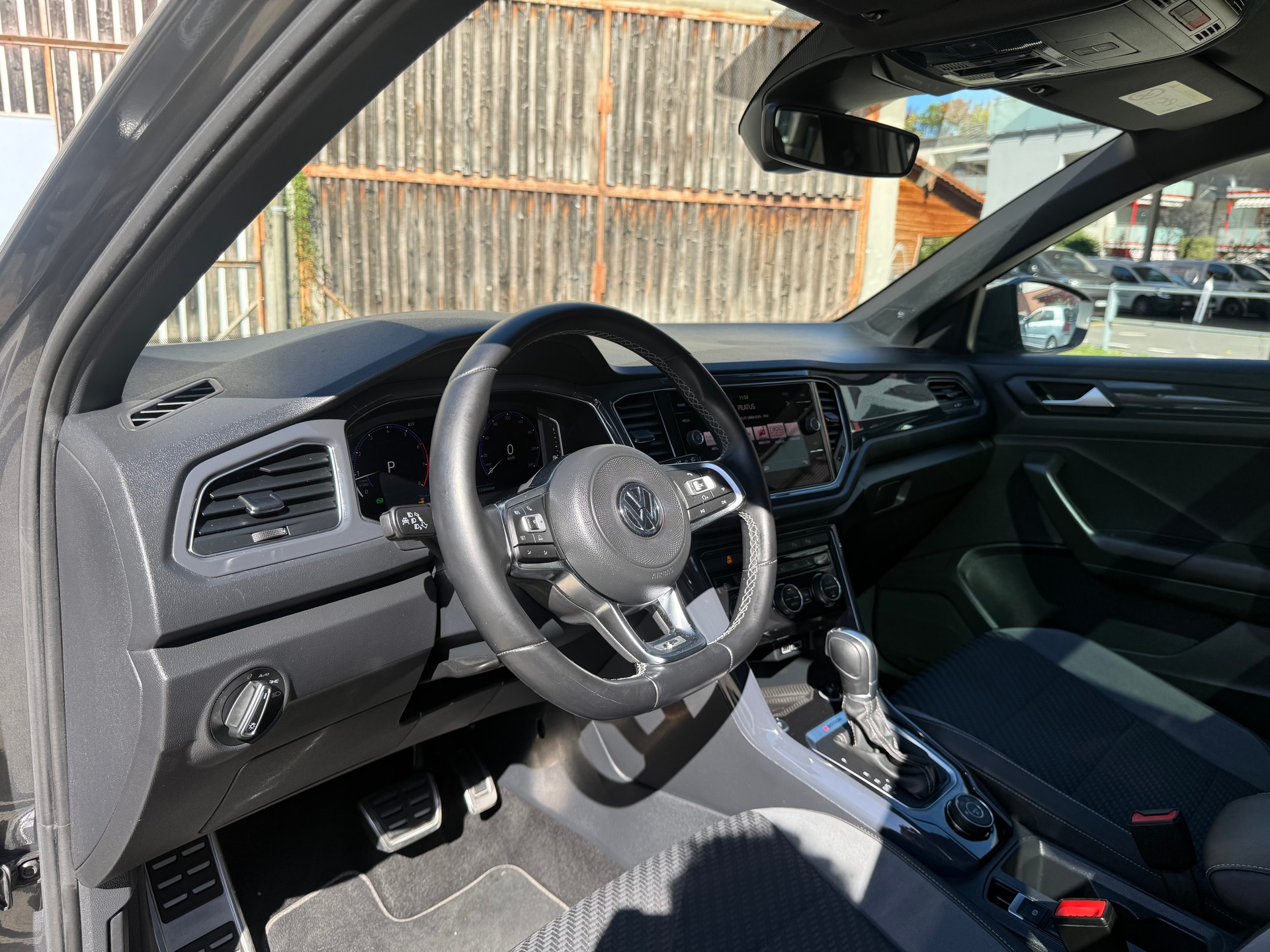 VW T-Roc 2.0 TSI Sport DSG 4Motion-image-10