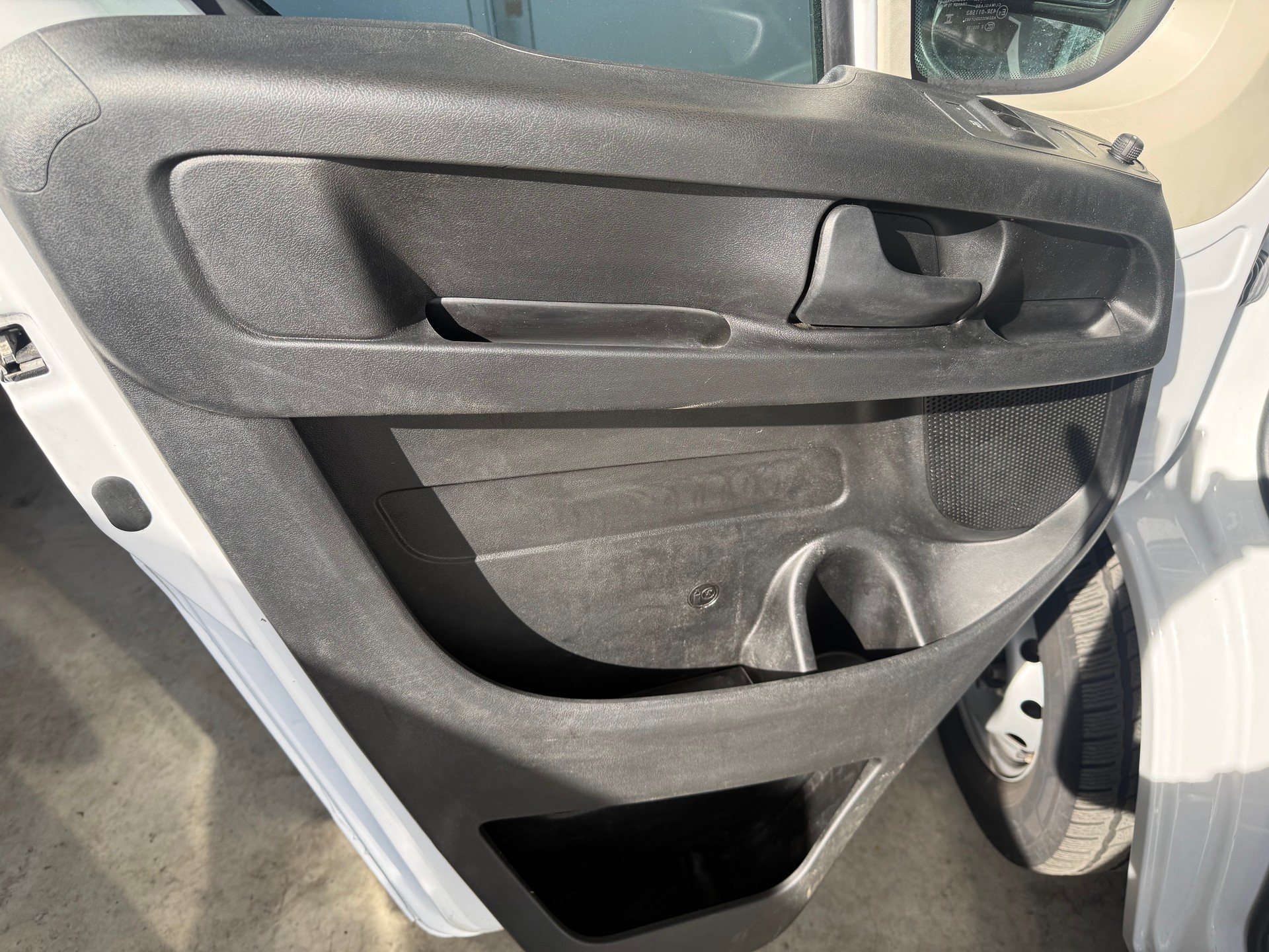 FIAT Ducato 33 L1H1 Pro-image-17