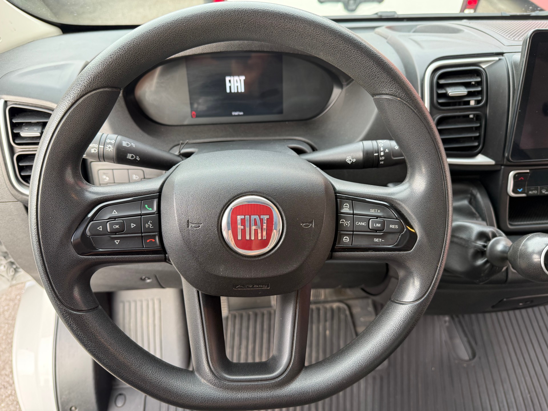 FIAT Ducato 33 L1H1 Pro-image-10