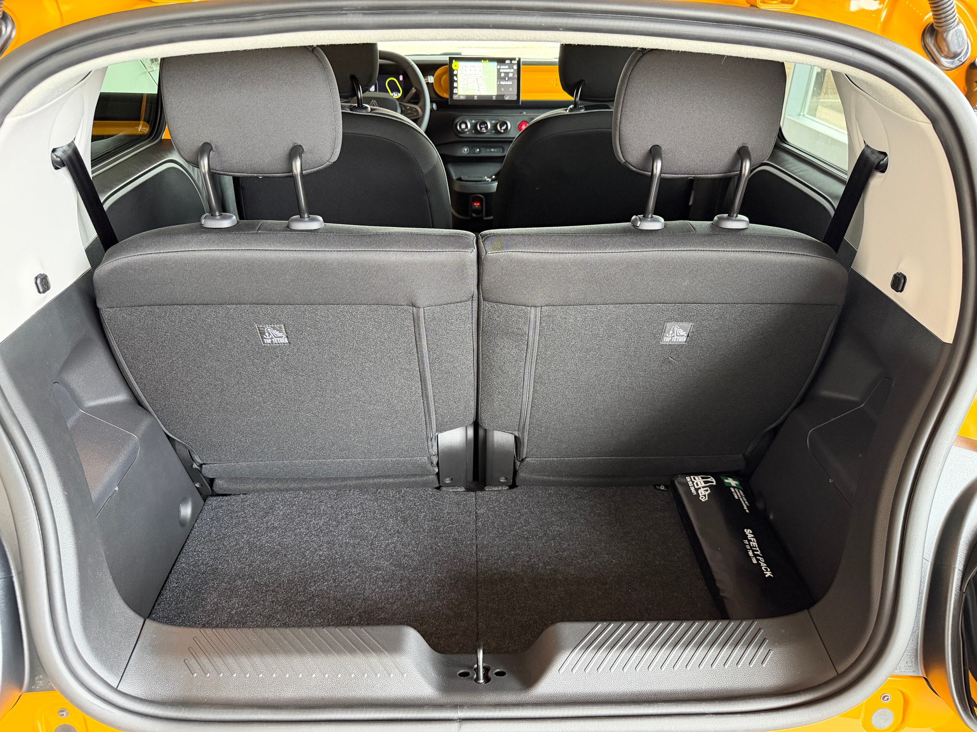 RENAULT Twingo E-Tech Urban Range techno-image-6