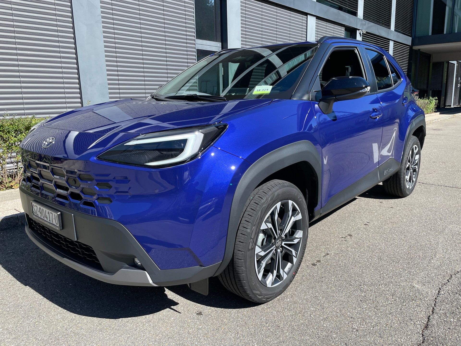 TOYOTA Yaris Cross 1.5 Trend AWDi e-CVT-image-0