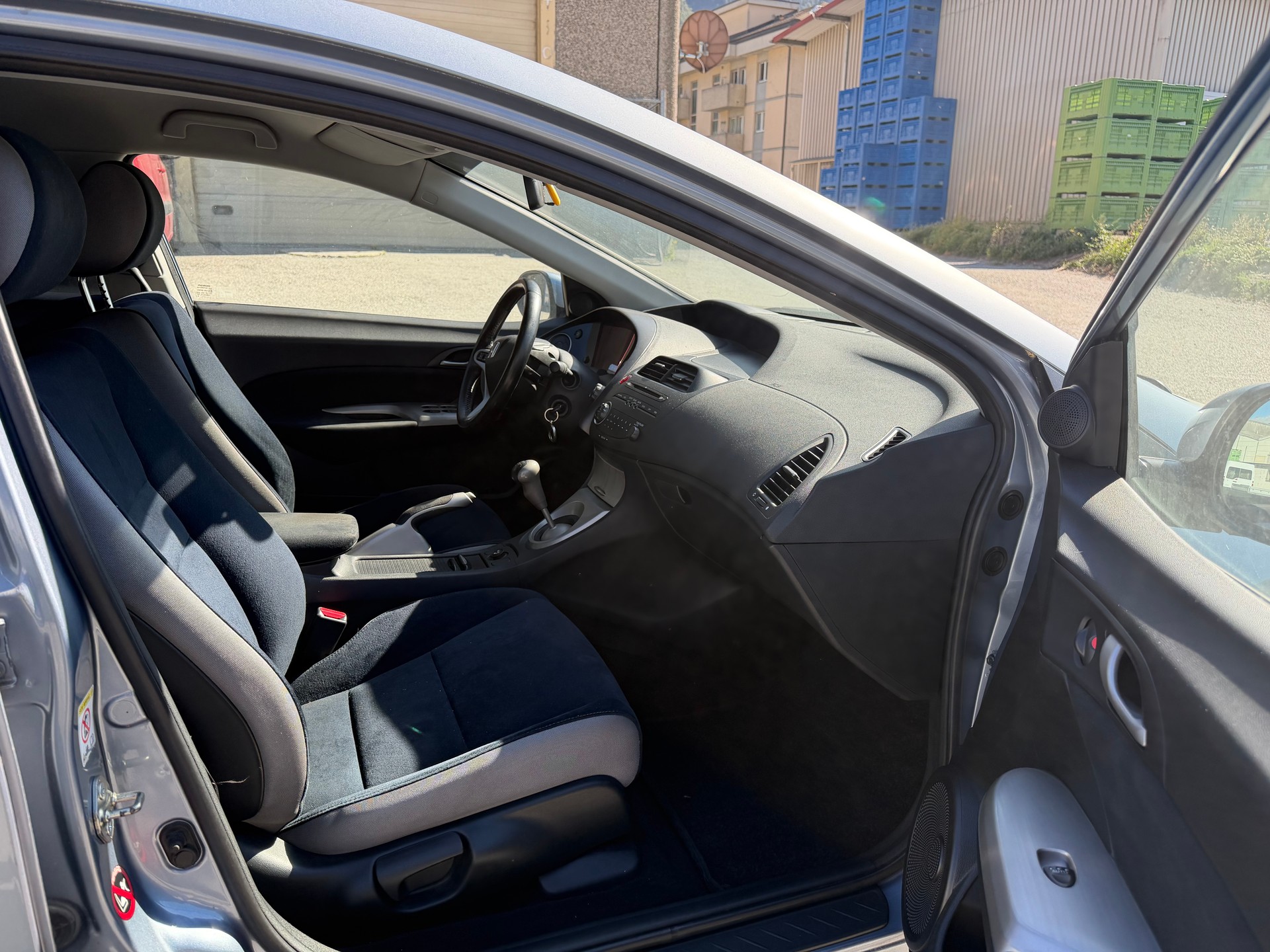 HONDA Civic 1.8i Sport-image-5