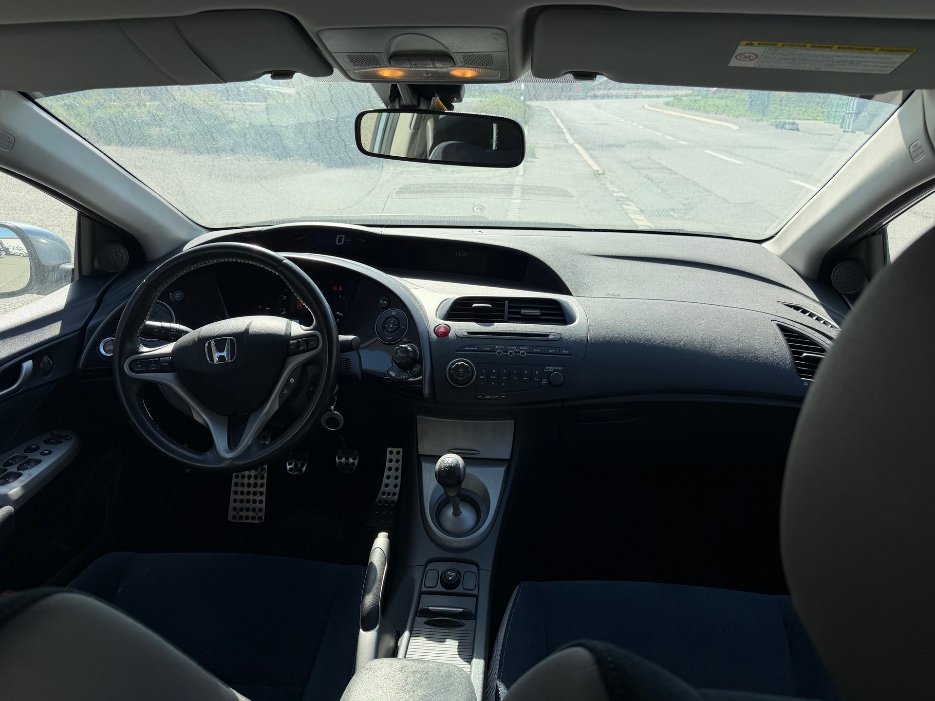 HONDA Civic 1.8i Sport-image-2