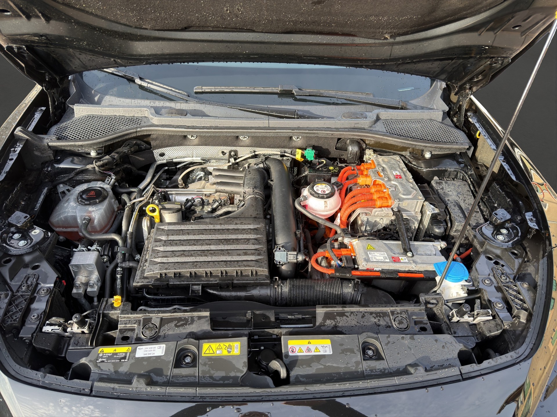 CUPRA Formentor 1.4 e-HYBRID pHEV VZ DSG-image-17