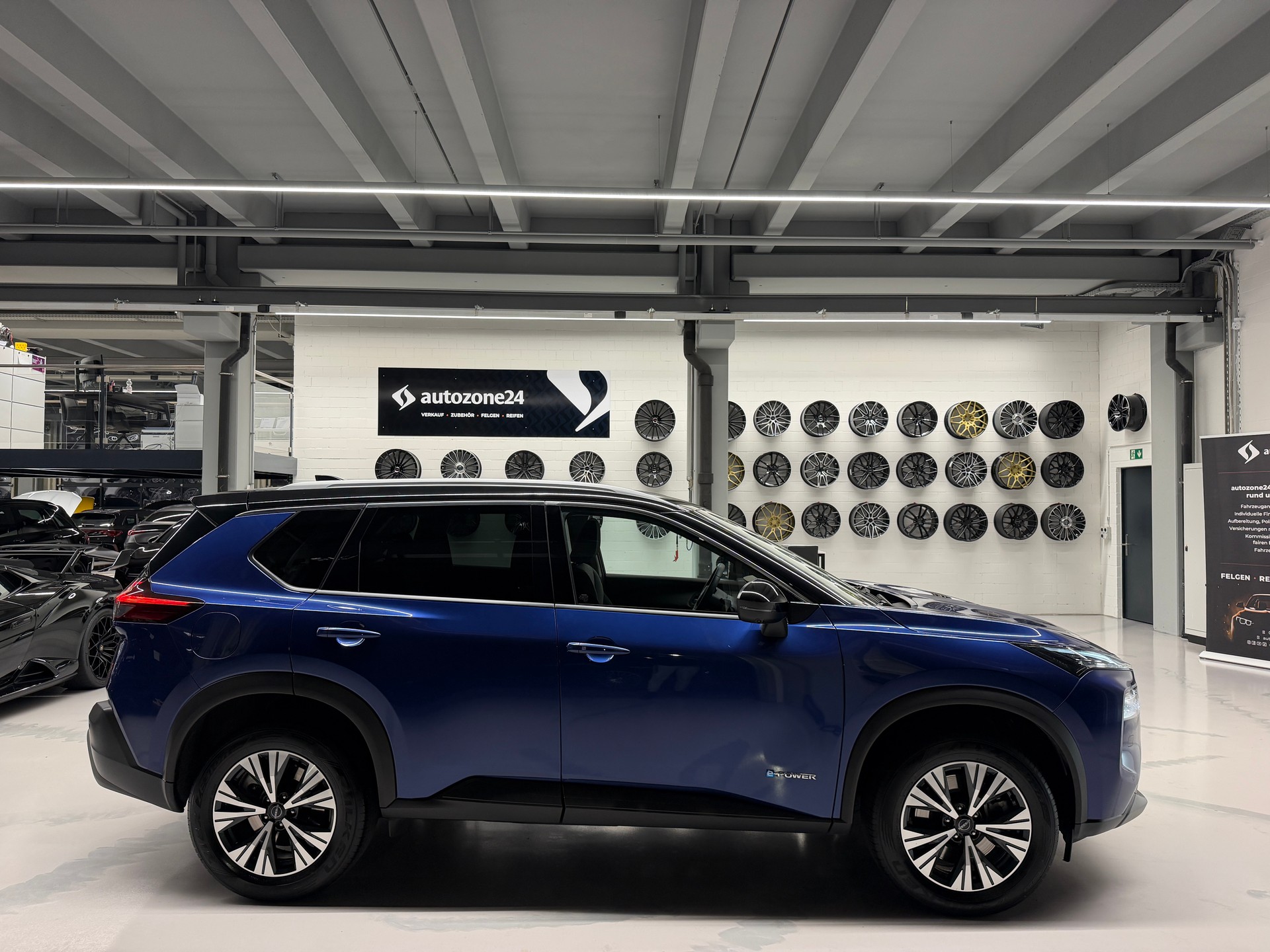 NISSAN X-Trail 1.5 VC-T Tekna+ e-4orce *Werksgarantie bis 09.12.2027*Frisch ab Nissan Service*-image-2