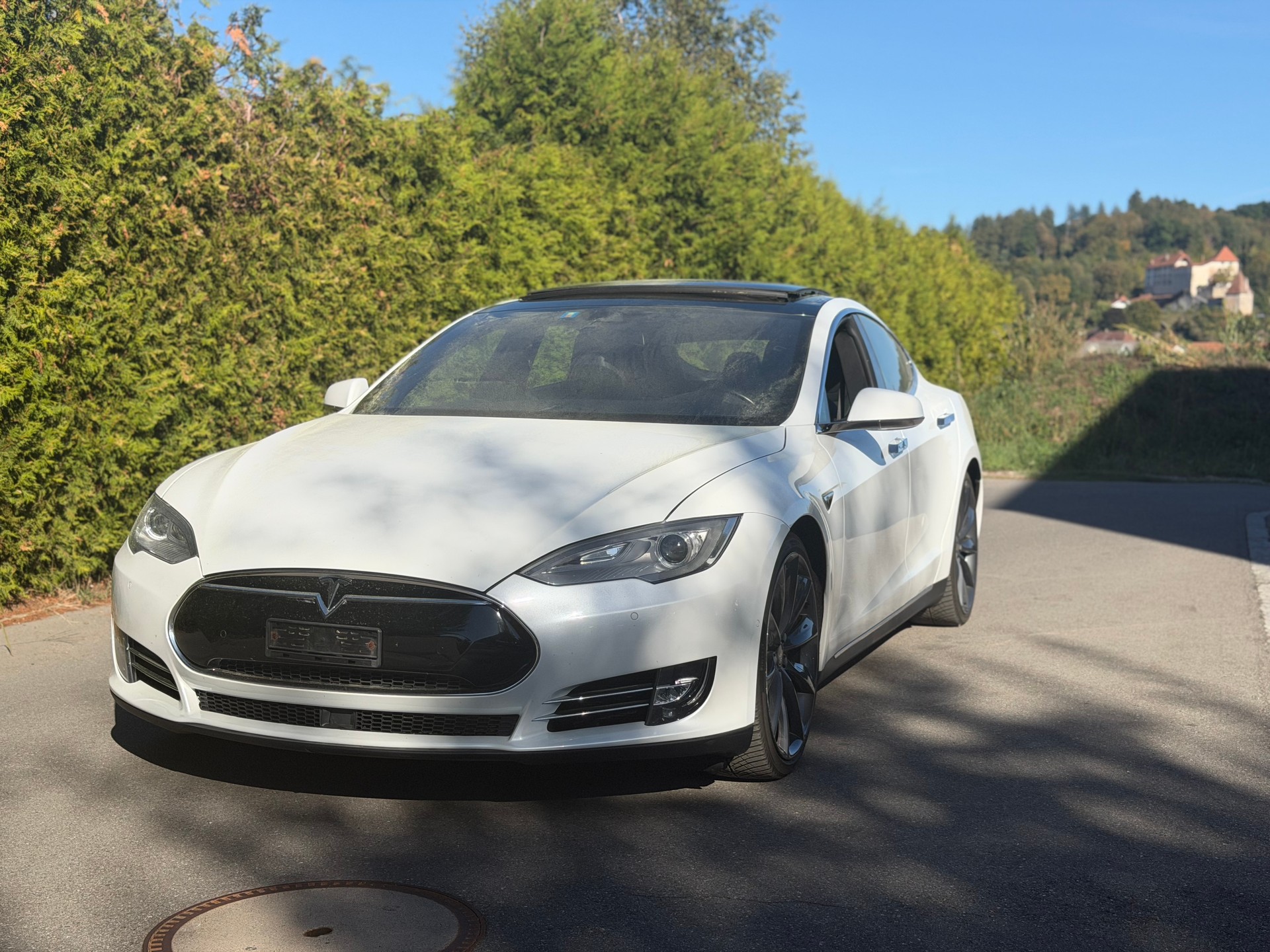 TESLA Model S 70 D-image-0
