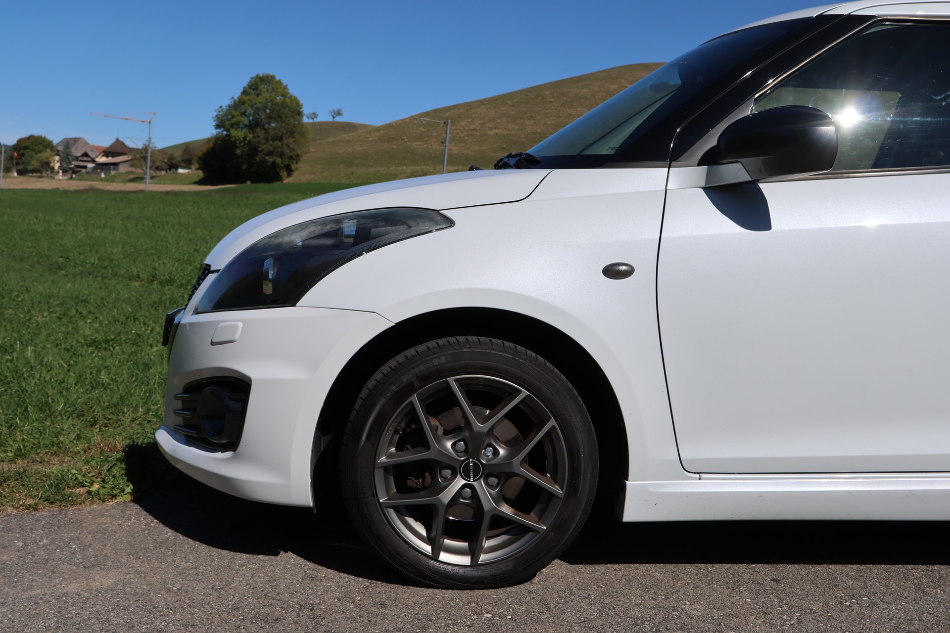 SUZUKI Swift 1.6i 16V Sport-image-10