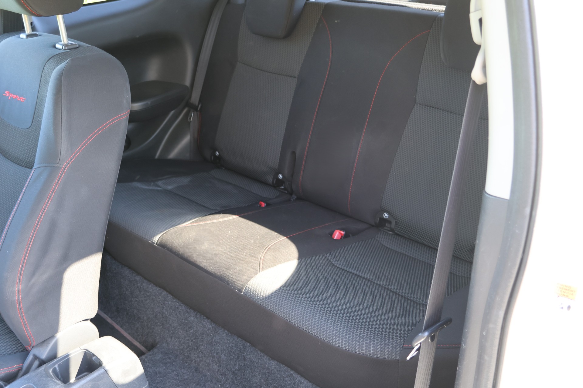 SUZUKI Swift 1.6i 16V Sport-image-7