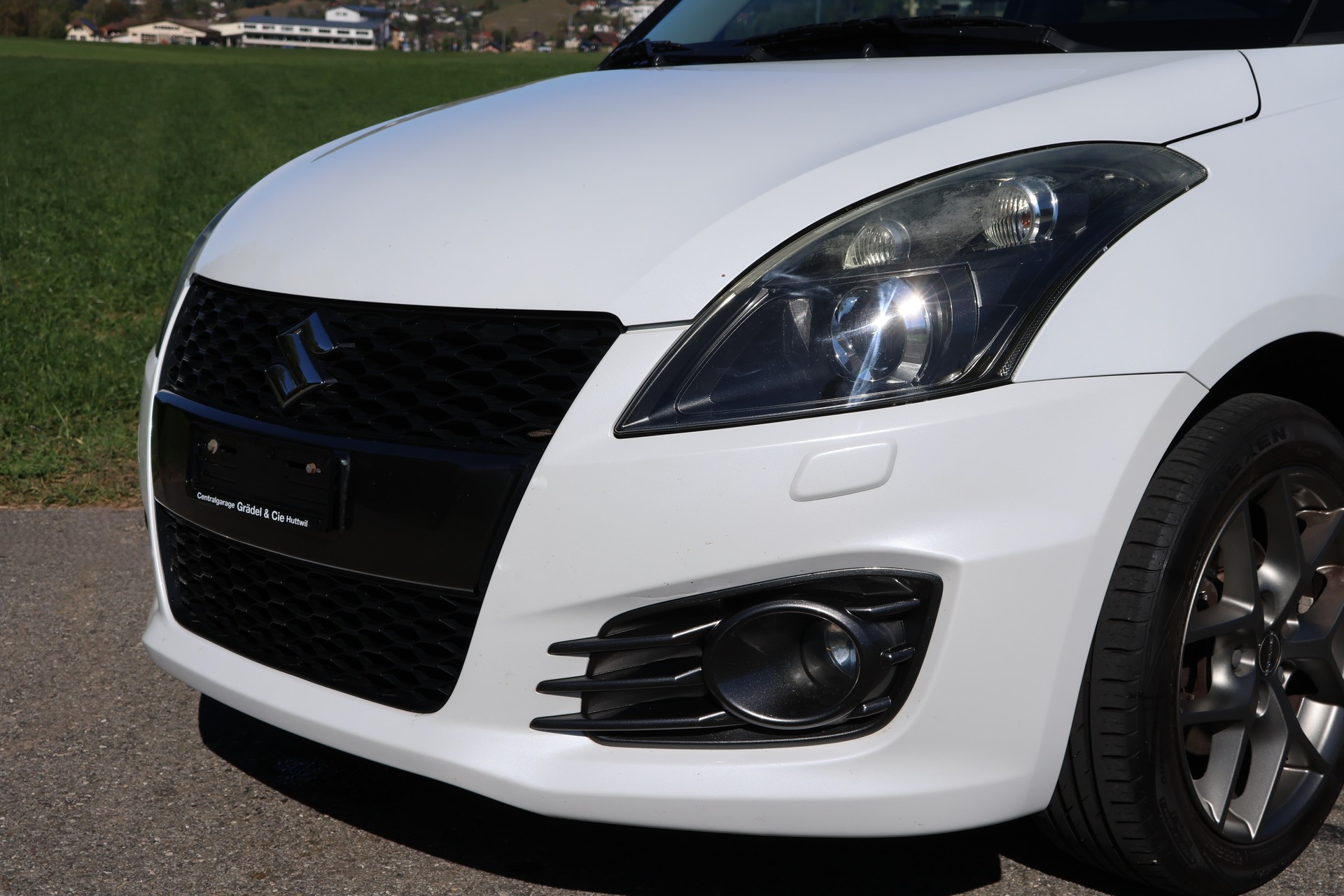 SUZUKI Swift 1.6i 16V Sport-image-9