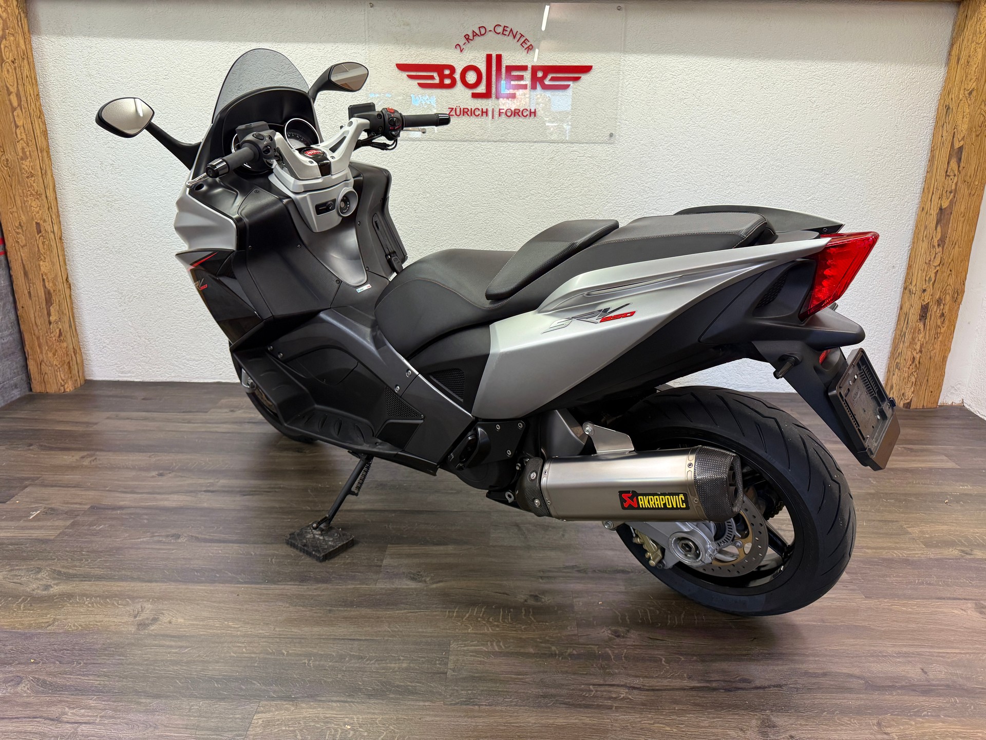 APRILIA SRV 850 ABS / TC-image-12