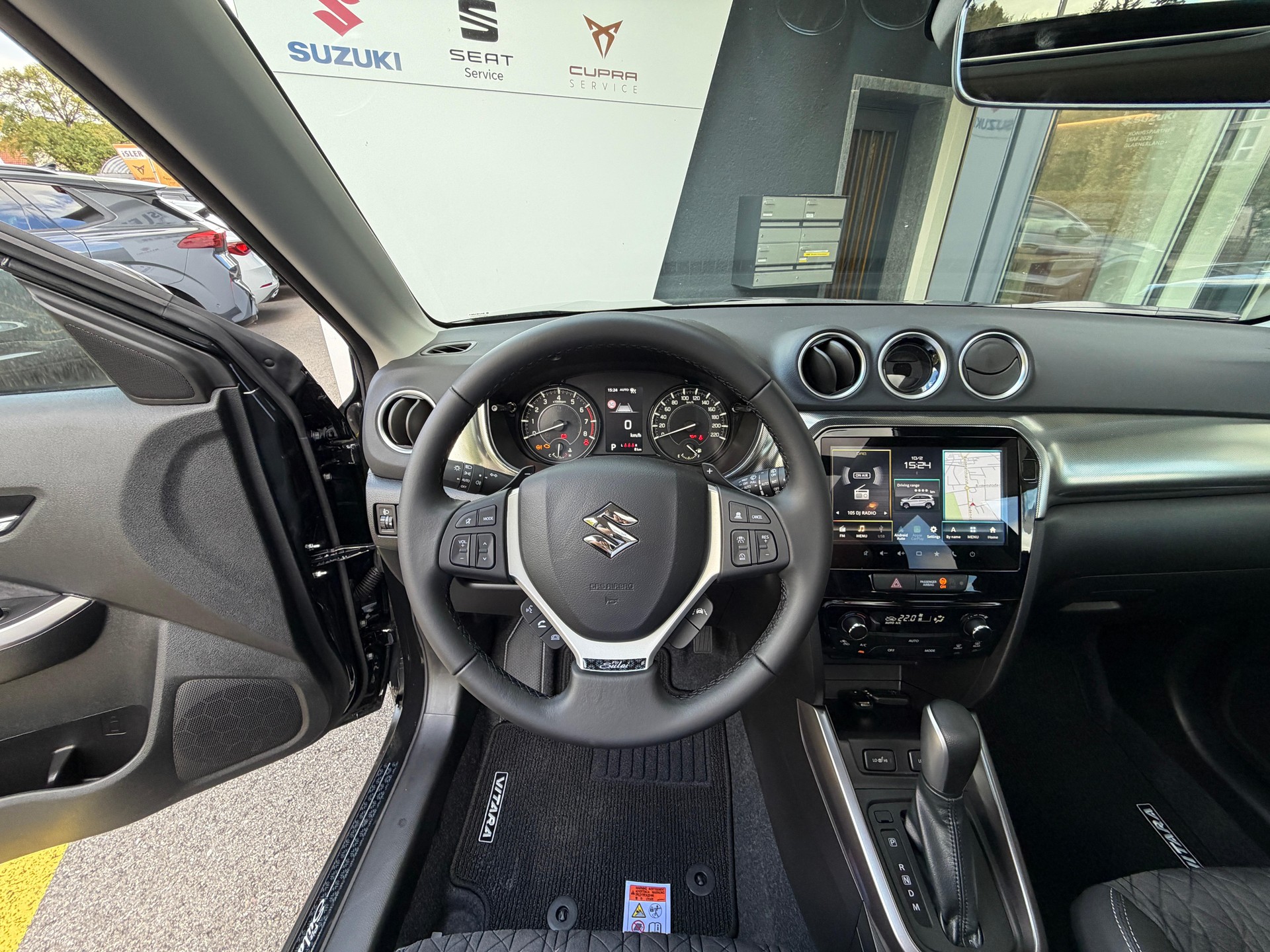SUZUKI Vitara 1.4 T Piz Sulai Top Hybrid 4x4-image-10