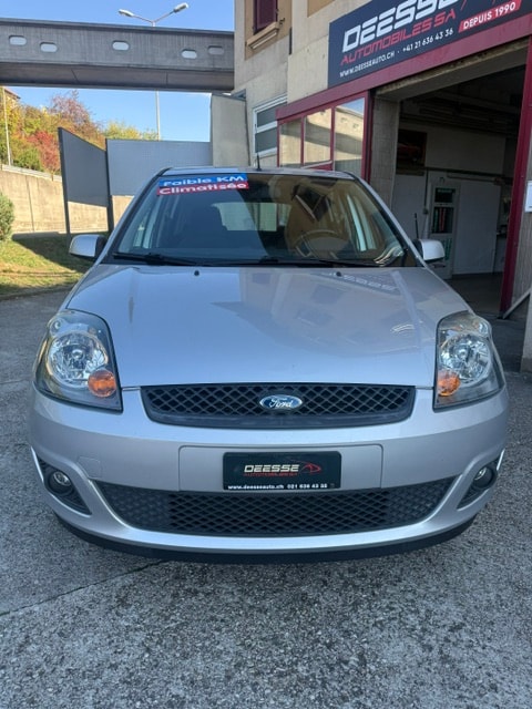 FORD Fiesta 1.4 16V Trend-image-2