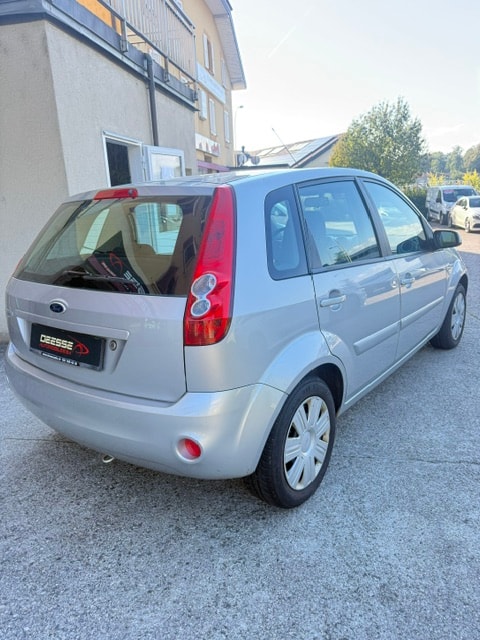 FORD Fiesta 1.4 16V Trend-image-3