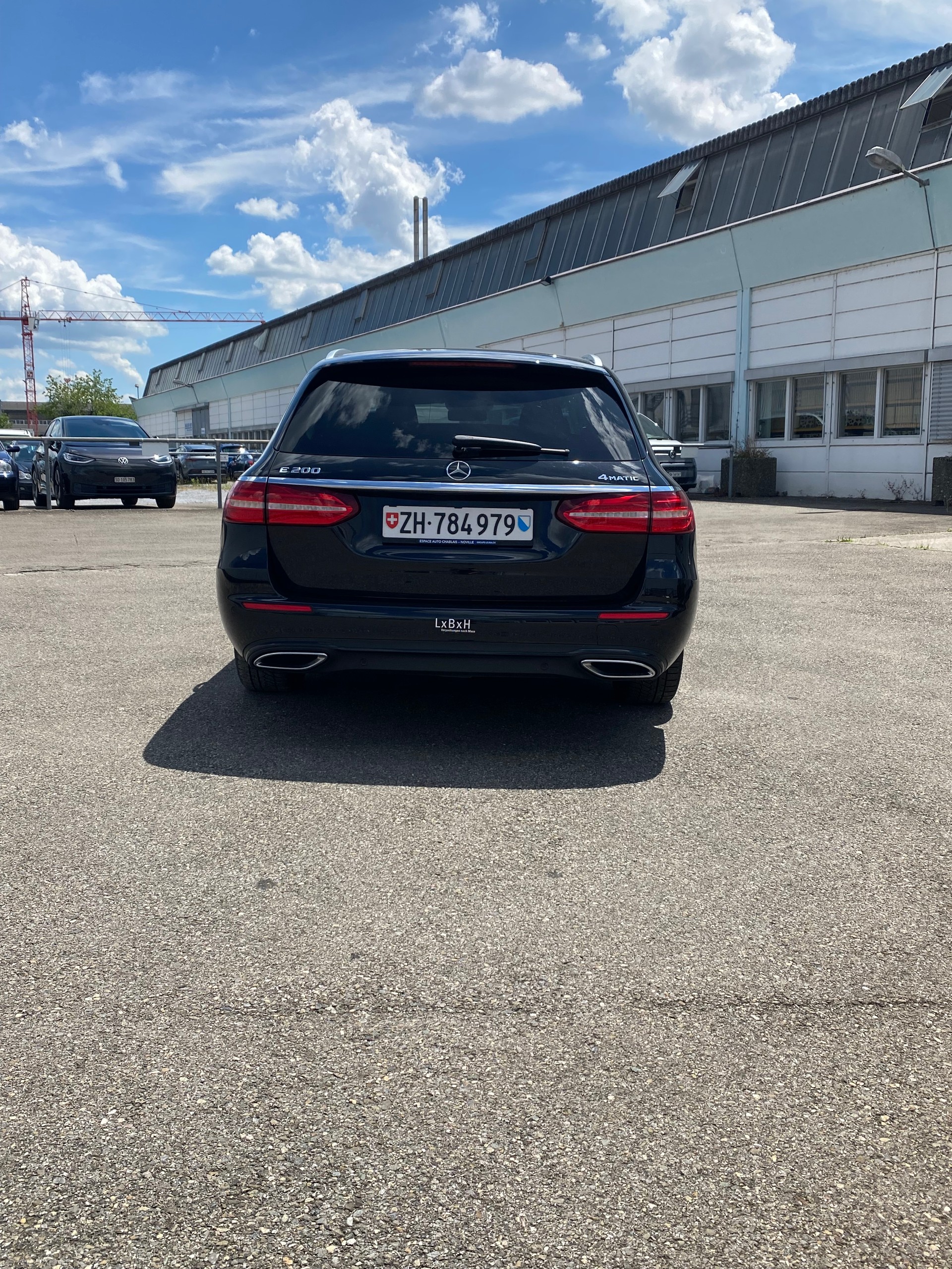 MERCEDES-BENZ E 200 4matic-image-2