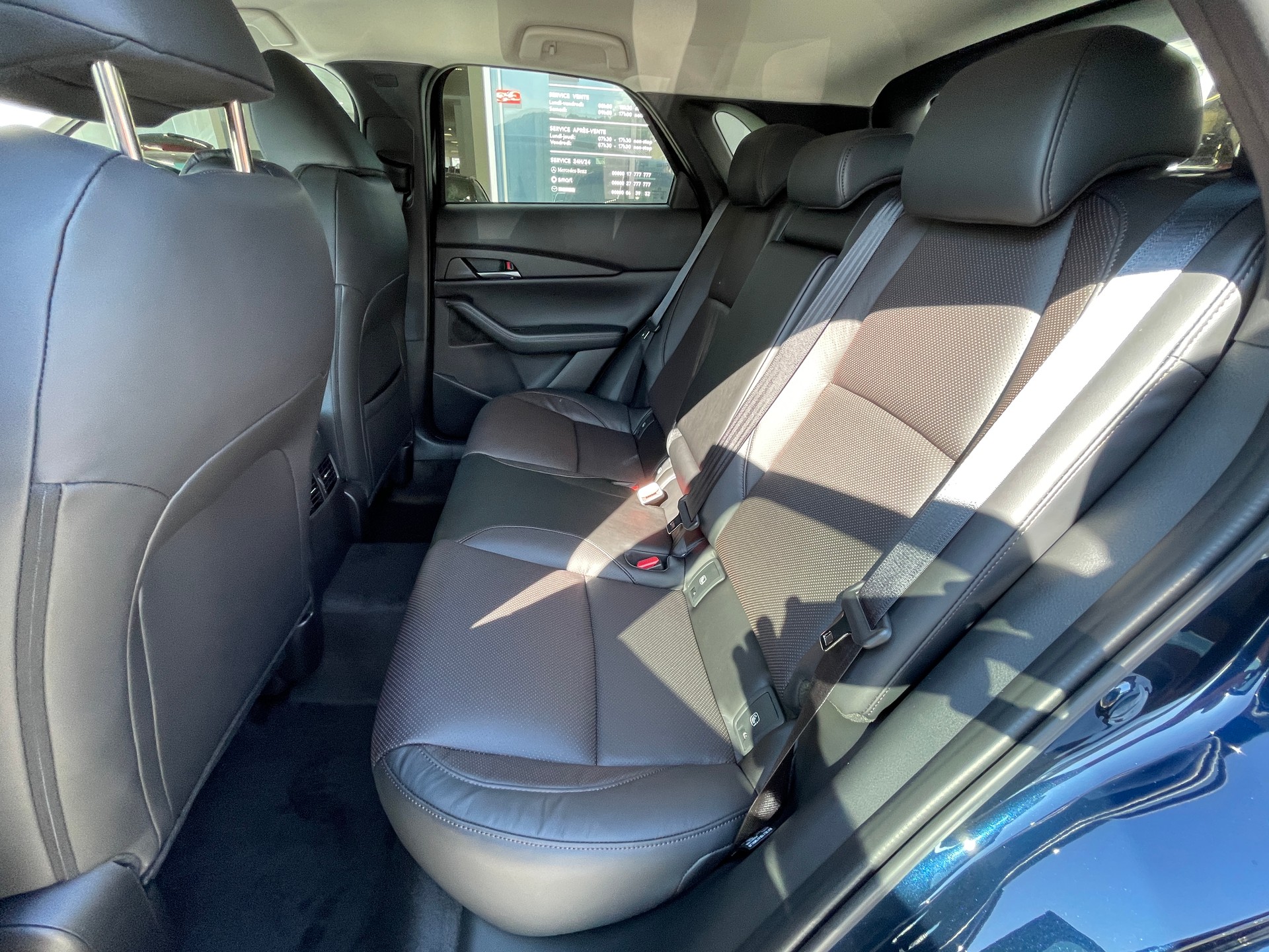 MAZDA CX-30 SKYACTIV-X 186 M Hybrid Homura Plus AWD AT-image-8