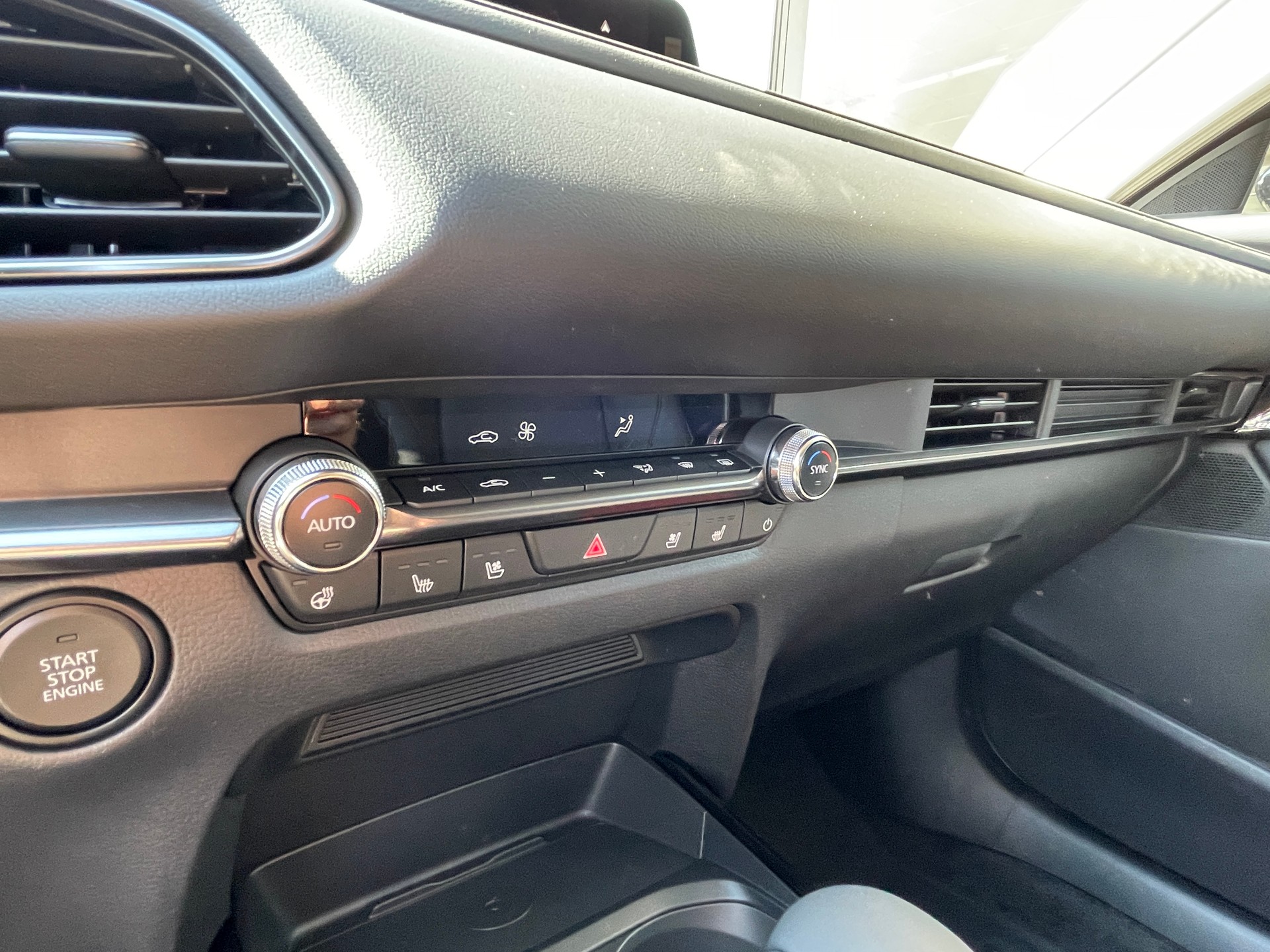 MAZDA CX-30 SKYACTIV-X 186 M Hybrid Homura Plus AWD AT-image-10