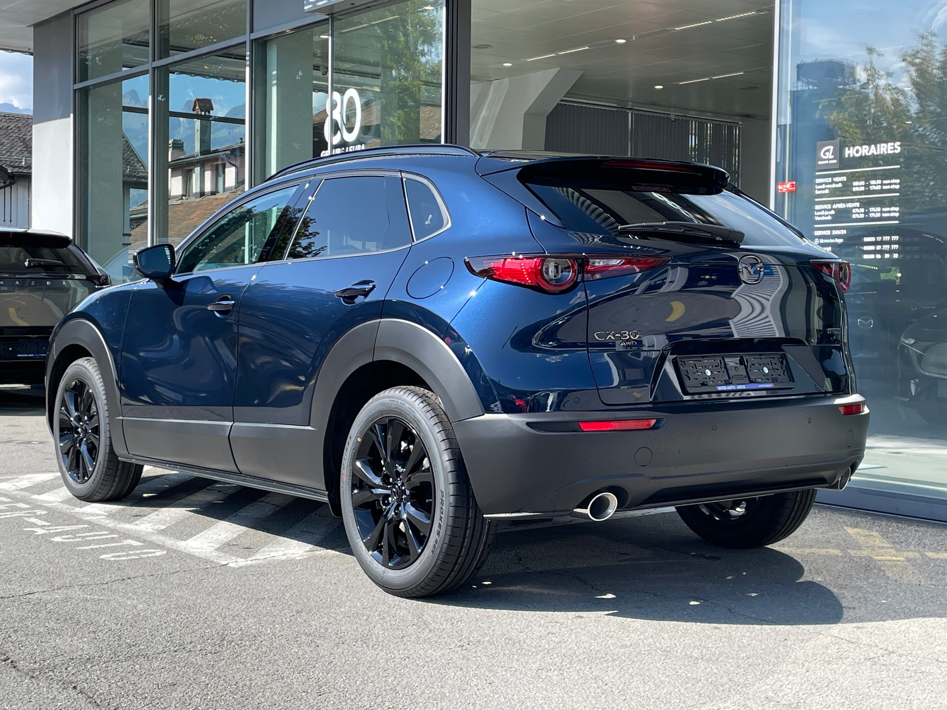 MAZDA CX-30 SKYACTIV-X 186 M Hybrid Homura Plus AWD AT-image-3