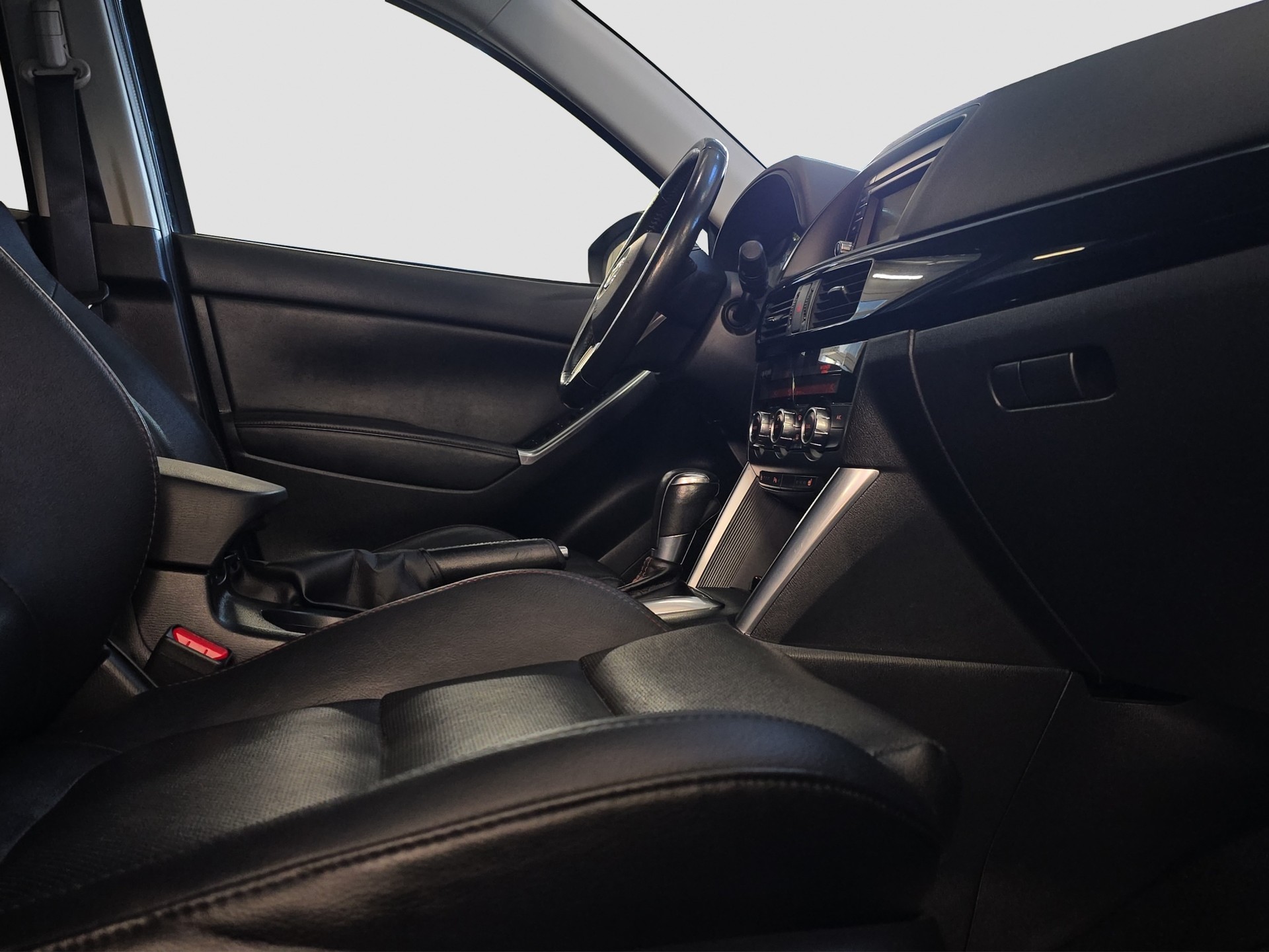 MAZDA CX-5 2.2 D HP Revolution AWD Automatic-image-14