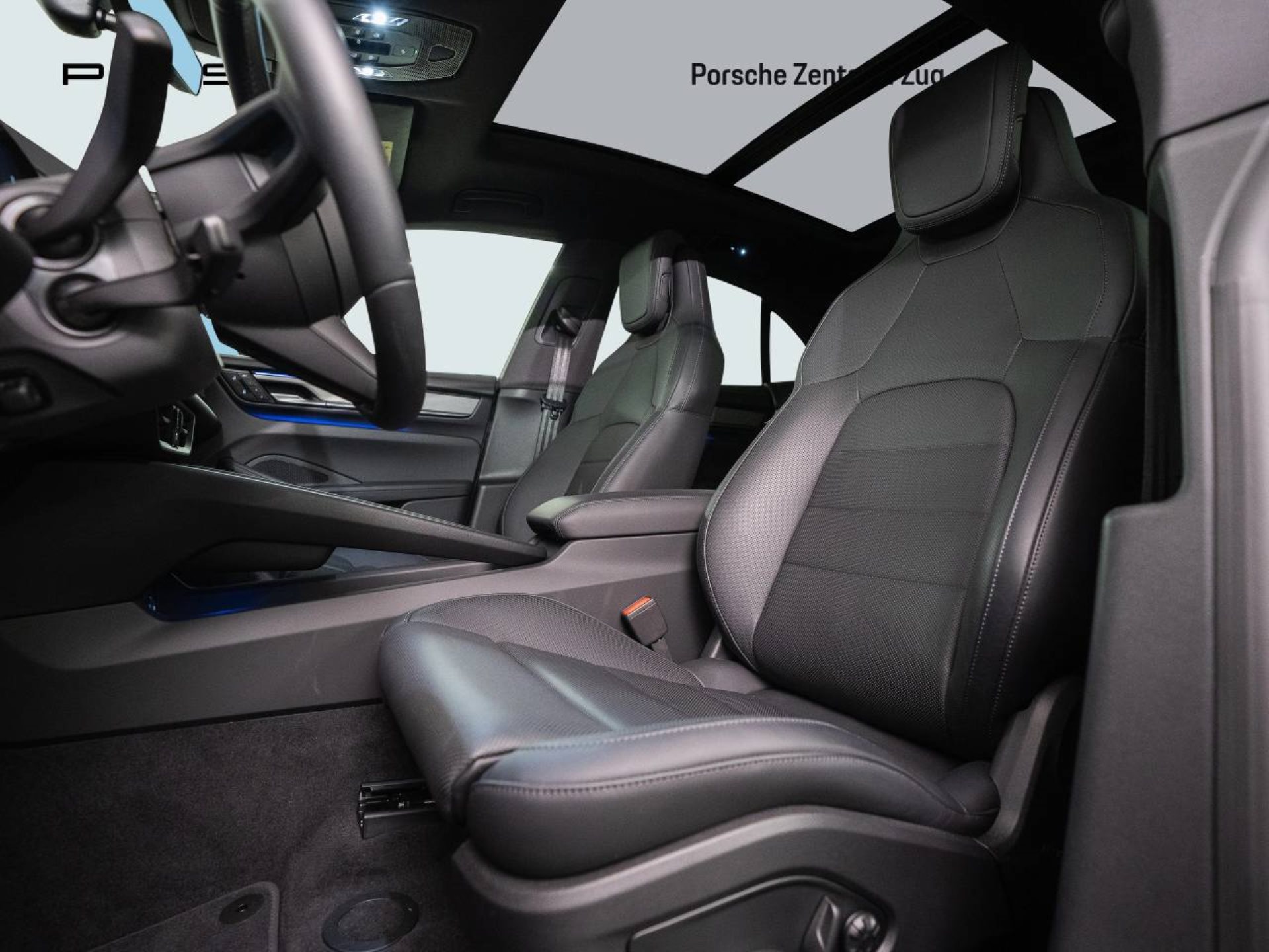 PORSCHE Macan 4S-image-4