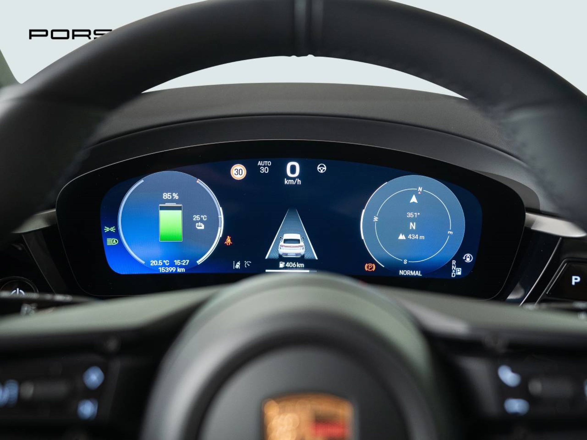 PORSCHE Macan 4S-image-30