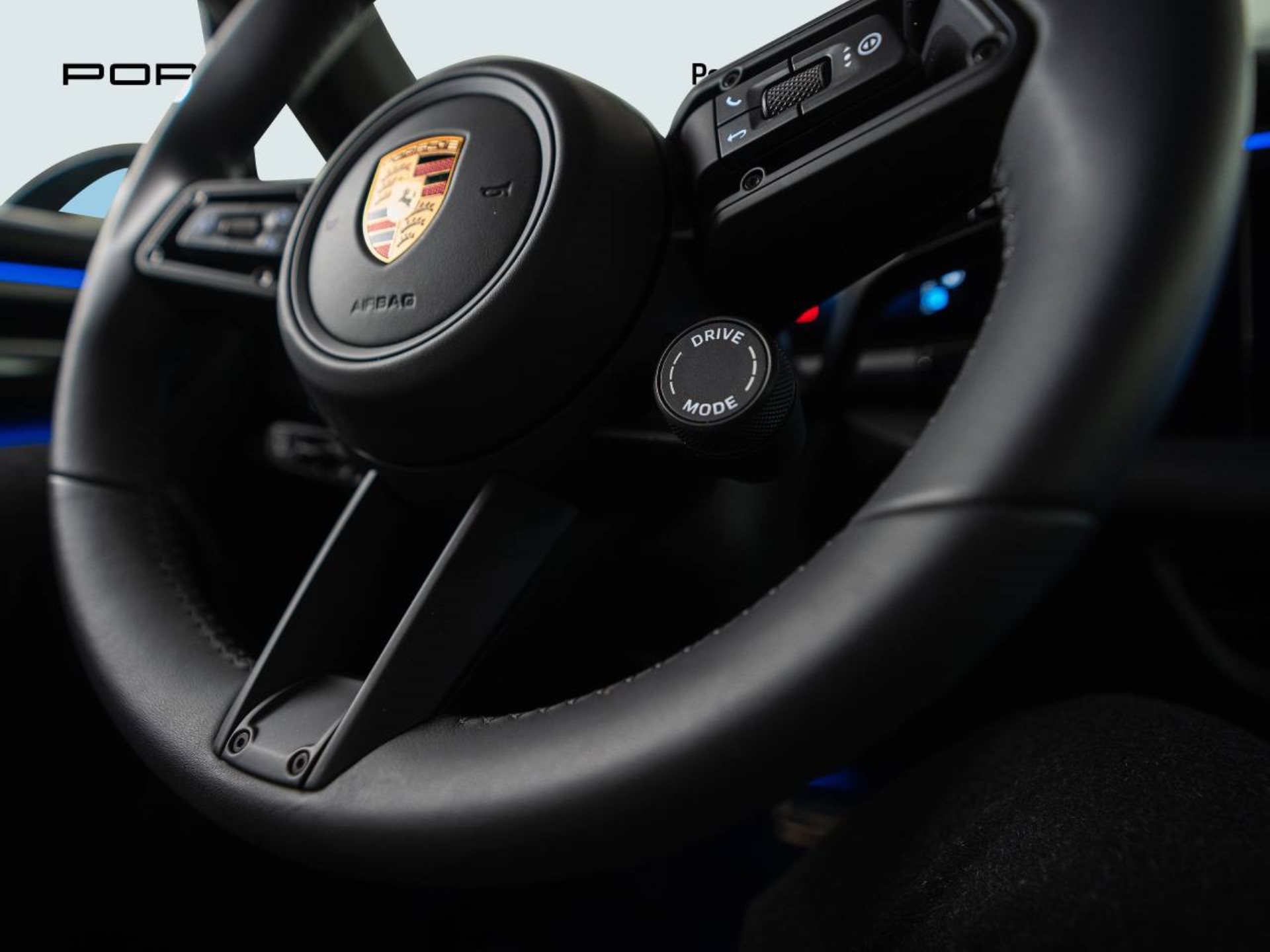 PORSCHE Macan 4S-image-16