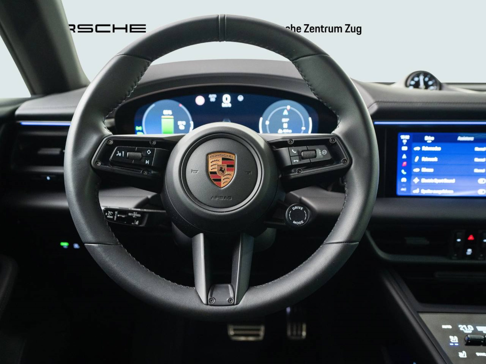 PORSCHE Macan 4S-image-15