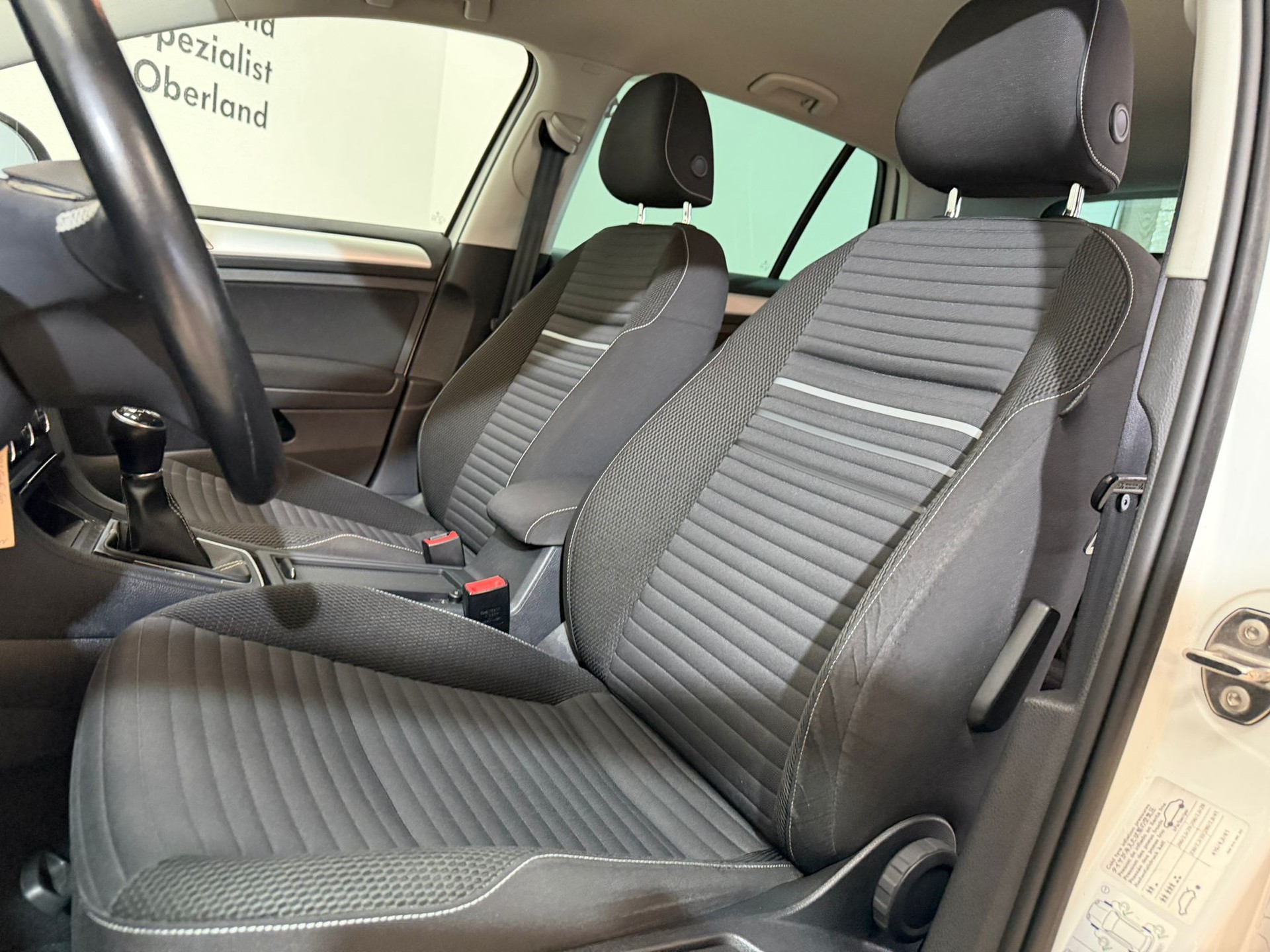 VW Golf 1.2 TSI Cup-image-7