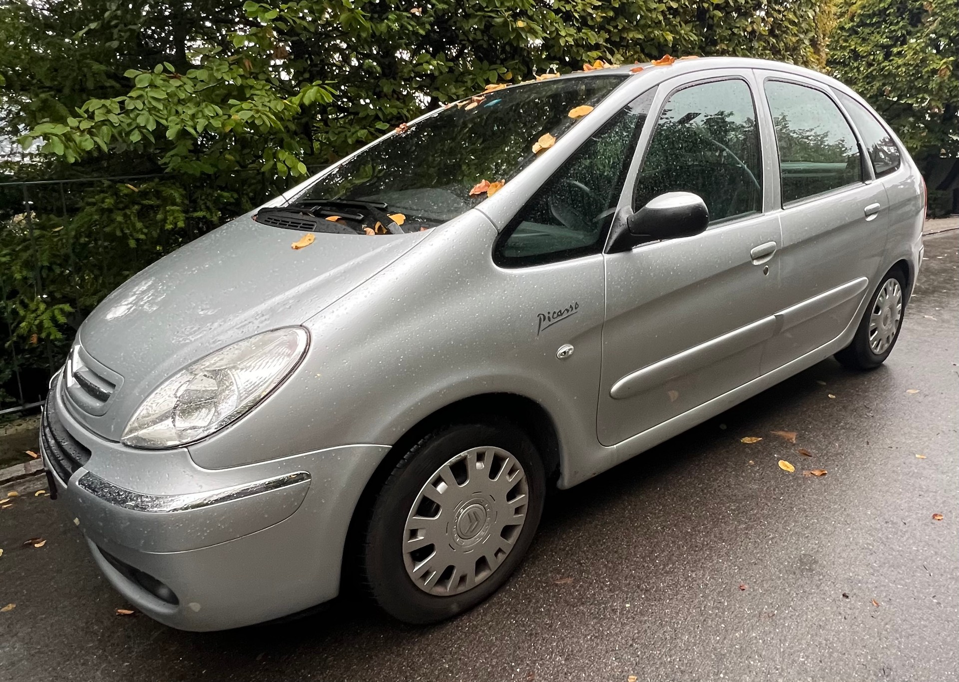CITROEN Xsara Picasso 2.0i 16V Exclusive Automatic-image-0