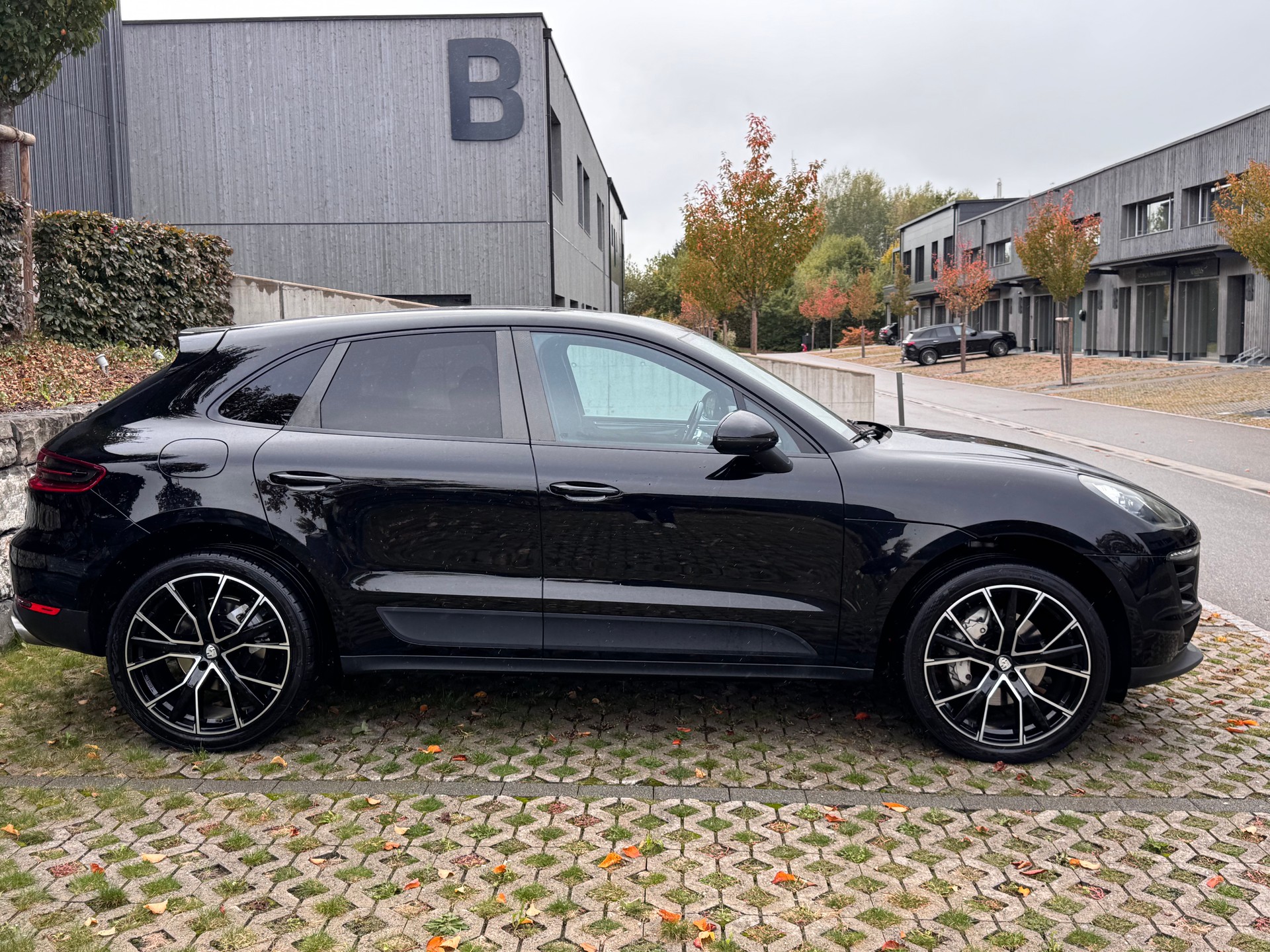 PORSCHE Macan S Diesel PDK-image-2