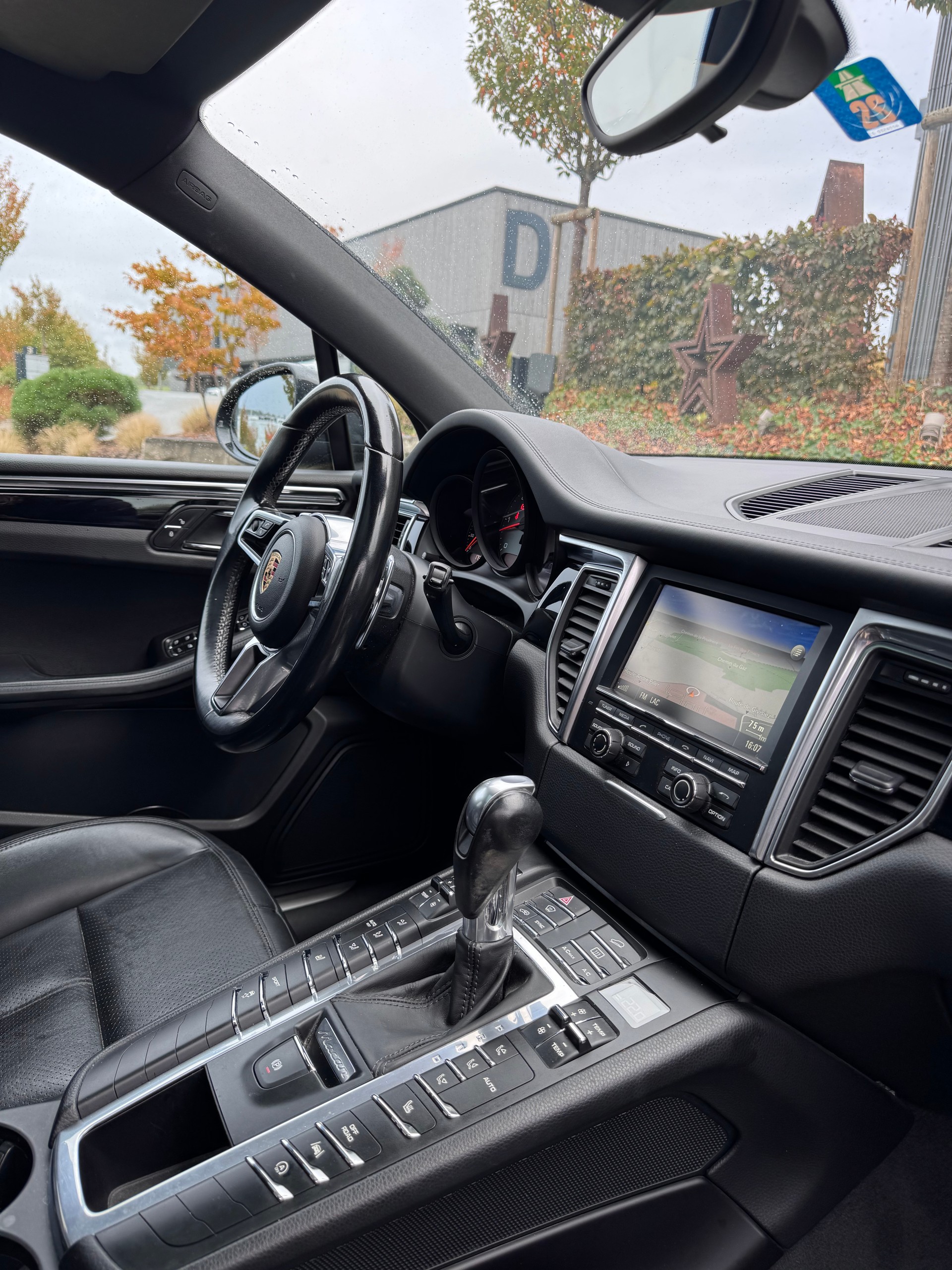PORSCHE Macan S Diesel PDK-image-9