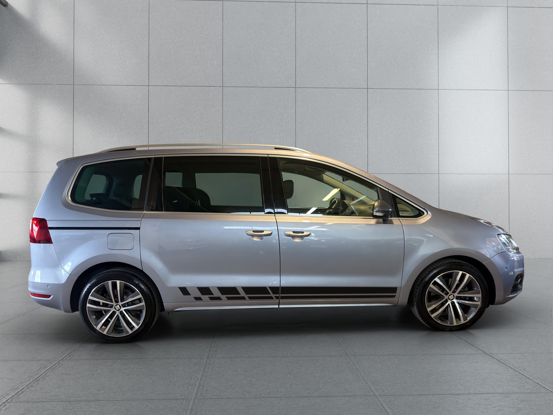 SEAT Alhambra 2.0 TDI 4Drive SWISS FR*TOP ZUSTAND*7-PLÄTZER*NUR 88000 KM*TOP AUSSTATTUNG*-image-27