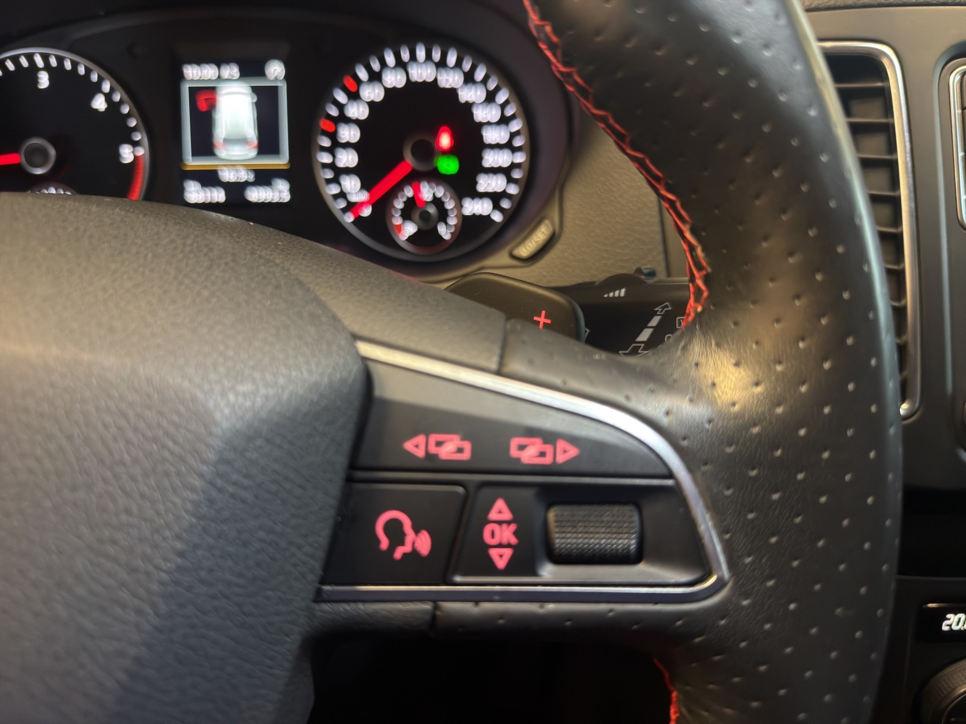 SEAT Alhambra 2.0 TDI 4Drive SWISS FR*TOP ZUSTAND*7-PLÄTZER*NUR 88000 KM*TOP AUSSTATTUNG*-image-15