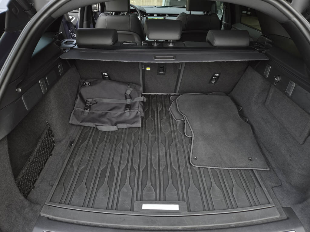 LAND ROVER Range Rover Velar 2.0 P400e Dynamic HSE-image-10