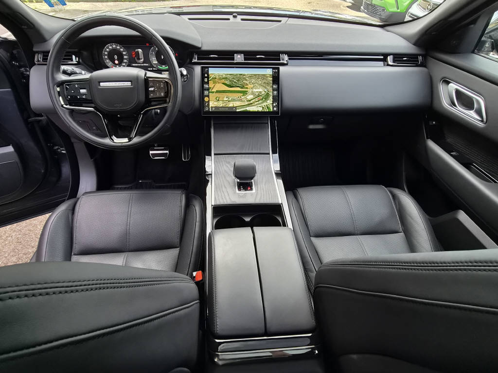 LAND ROVER Range Rover Velar 2.0 P400e Dynamic HSE-image-12