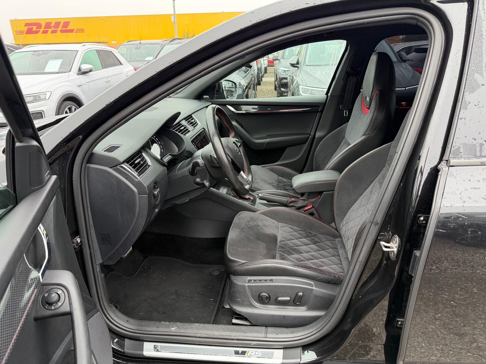 SKODA Octavia Combi 2.0 TSI 245 RS DSG-image-7